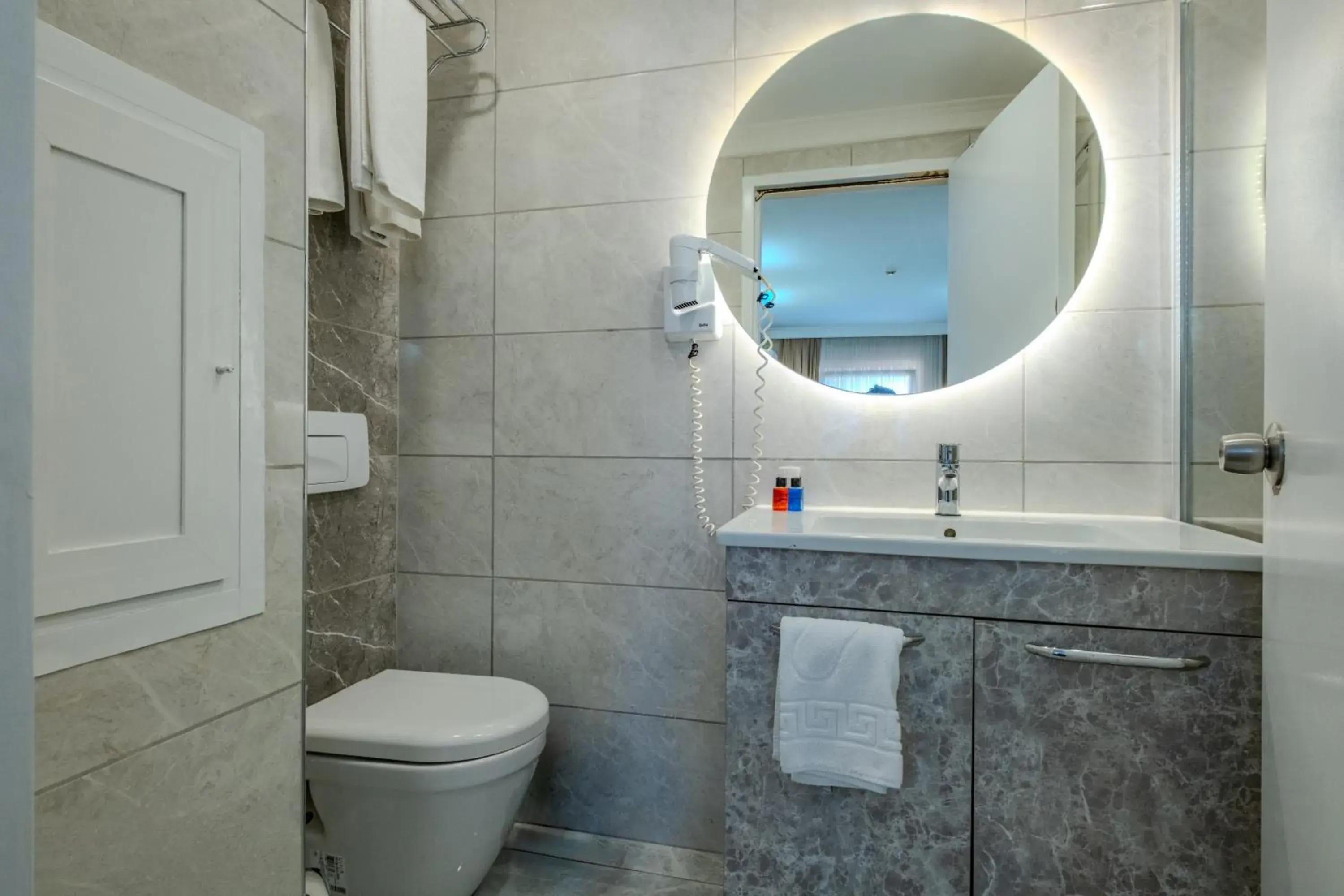 Bathroom in Peak Star Hotel Bathroom in Peak Star Hotel