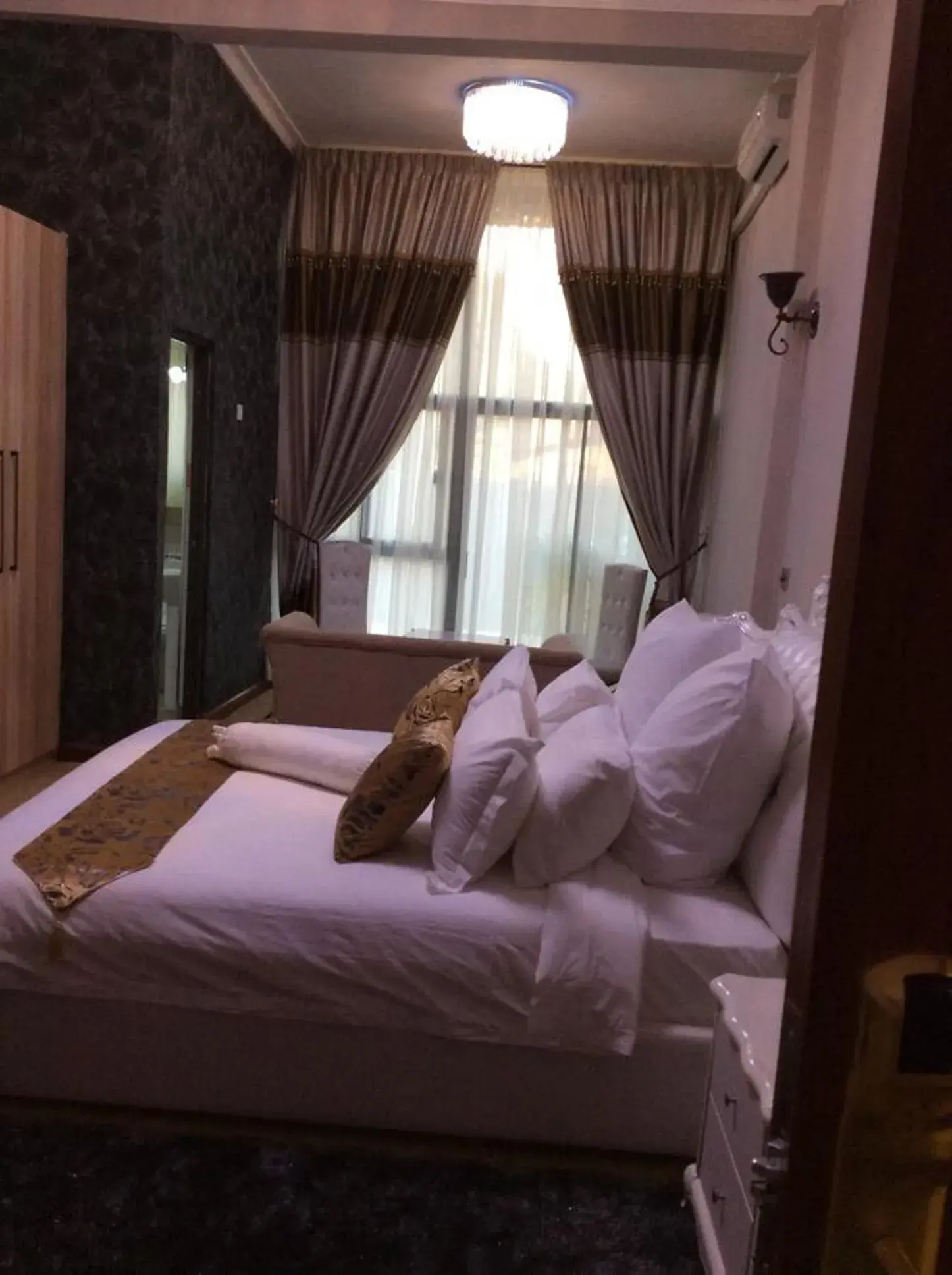 Superior Single Room in Sherbourne Hotel Superior Single Room in Sherbourne Hotel
