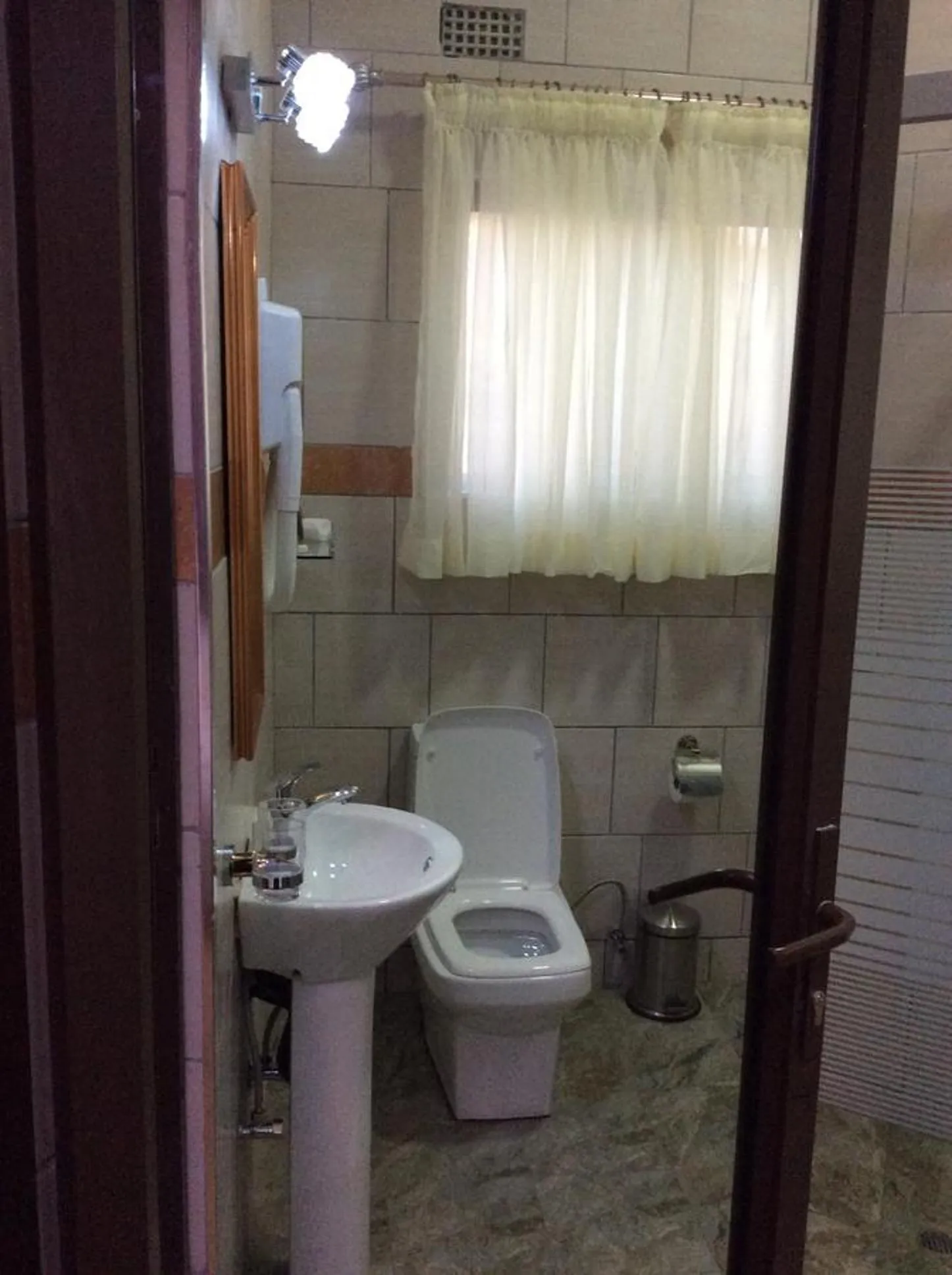 Day in Sherbourne Hotel