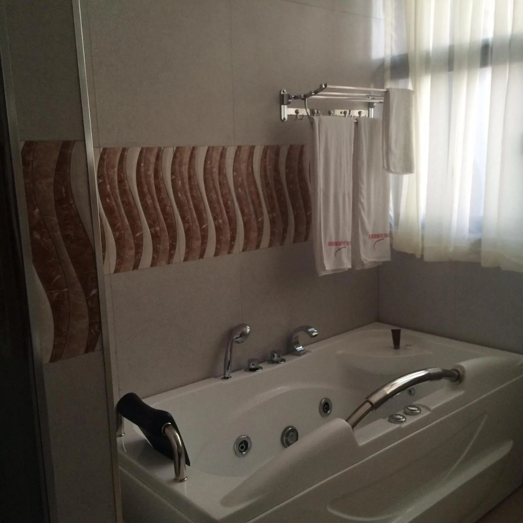 Day in Sherbourne Hotel