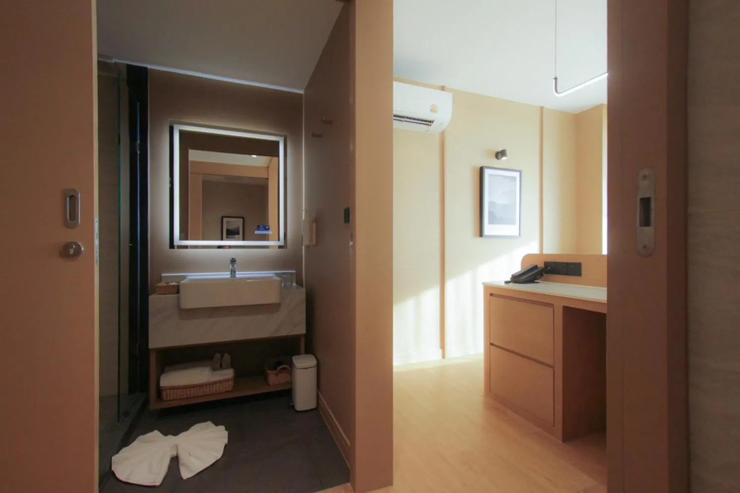 Bathroom in LePont Riverfront Resort Nongkhai