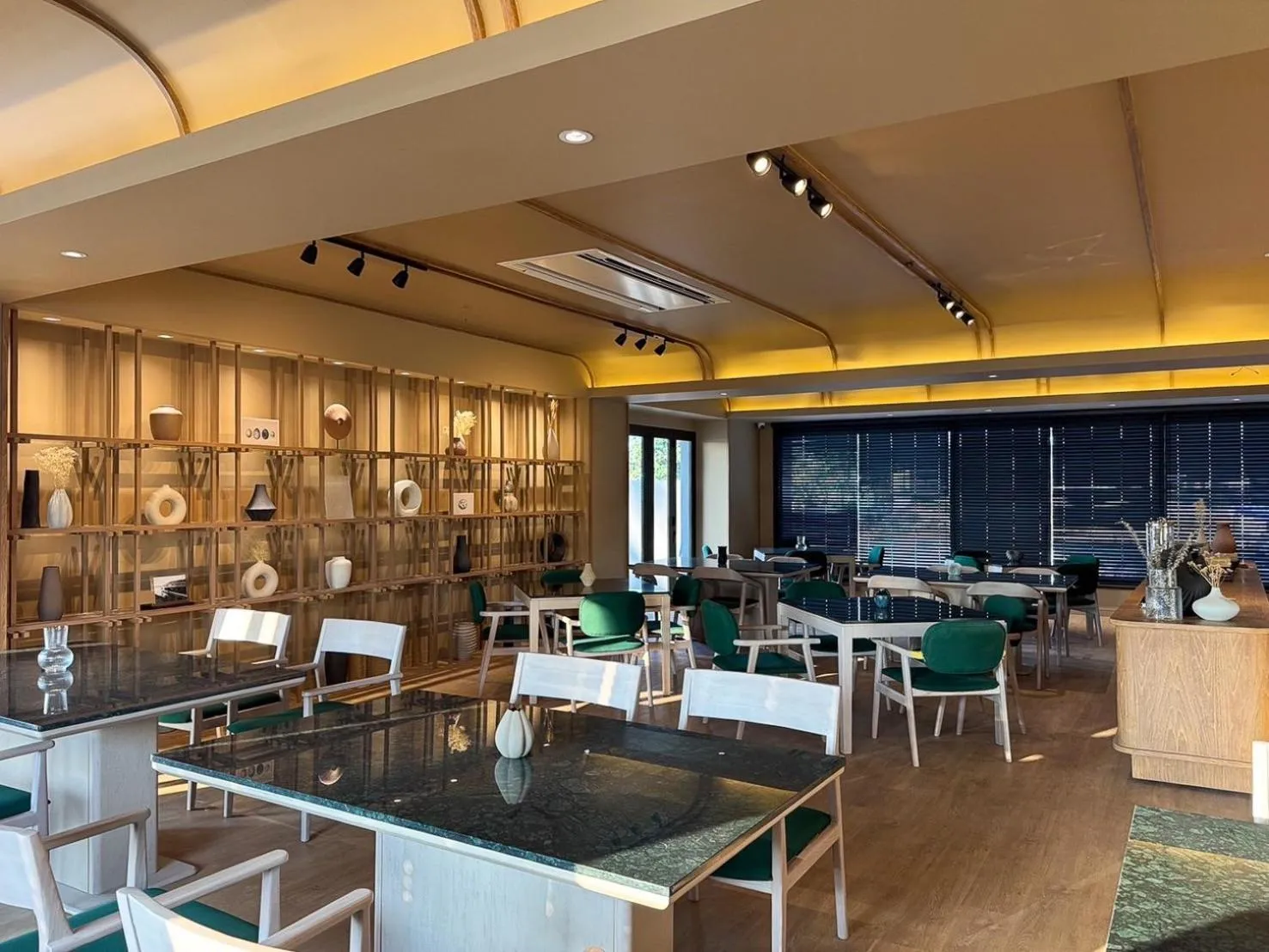 Restaurant/places to eat in LePont Riverfront Resort Nongkhai