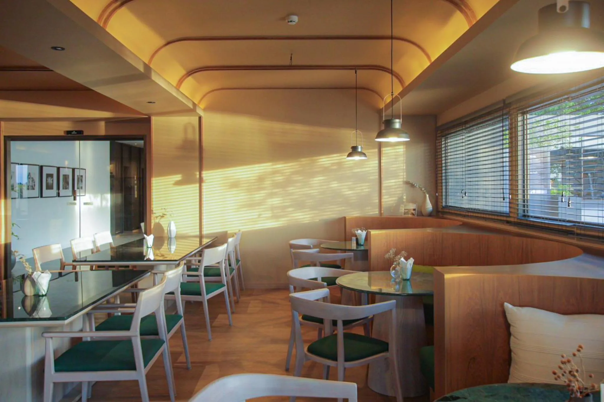 Restaurant/places to eat in LePont Riverfront Resort Nongkhai