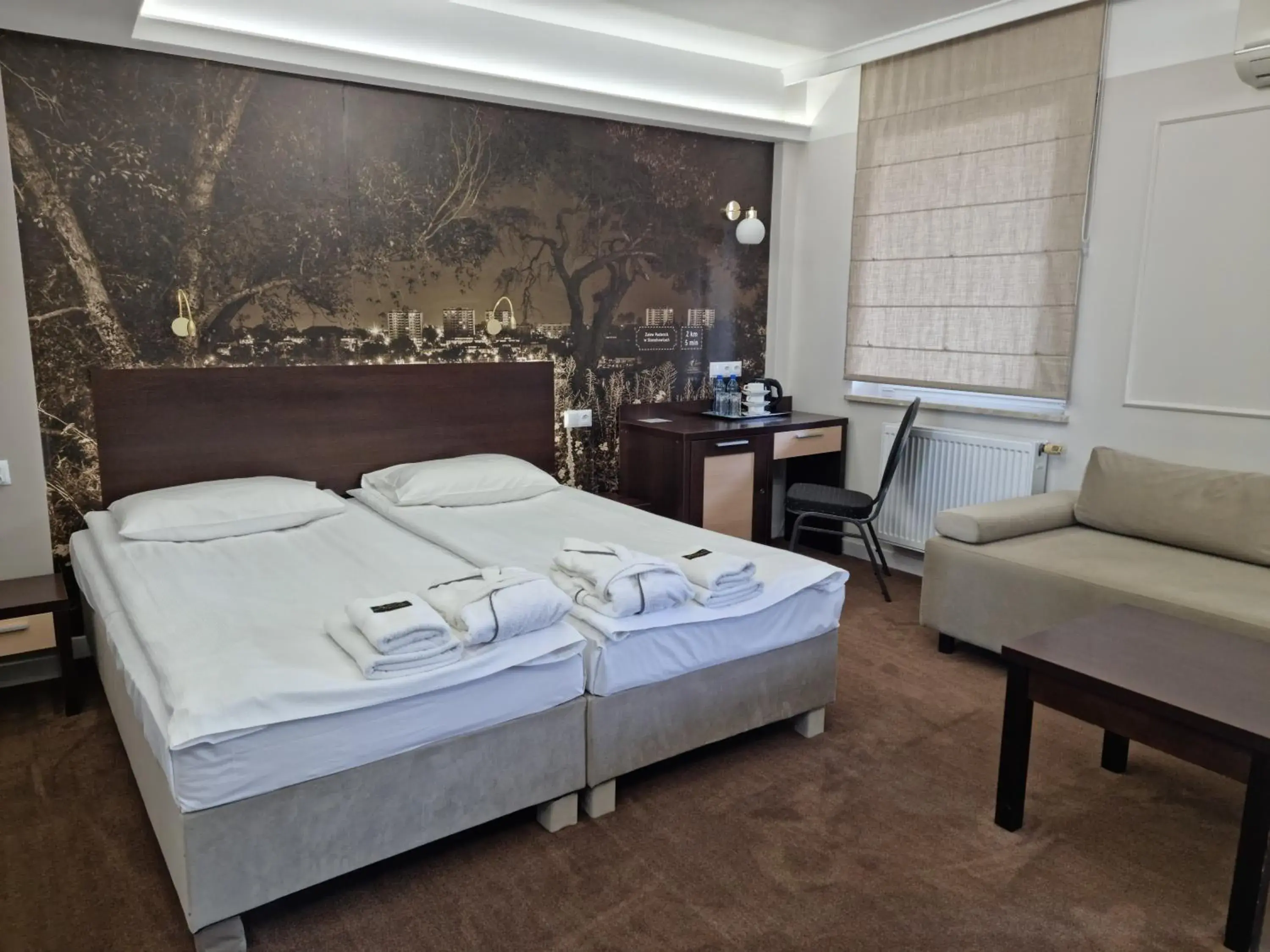 Standard Room with Balcony in Hotel Senator Konferencje & SPA Standard Room with Balcony in Hotel Senator Konferencje & SPA