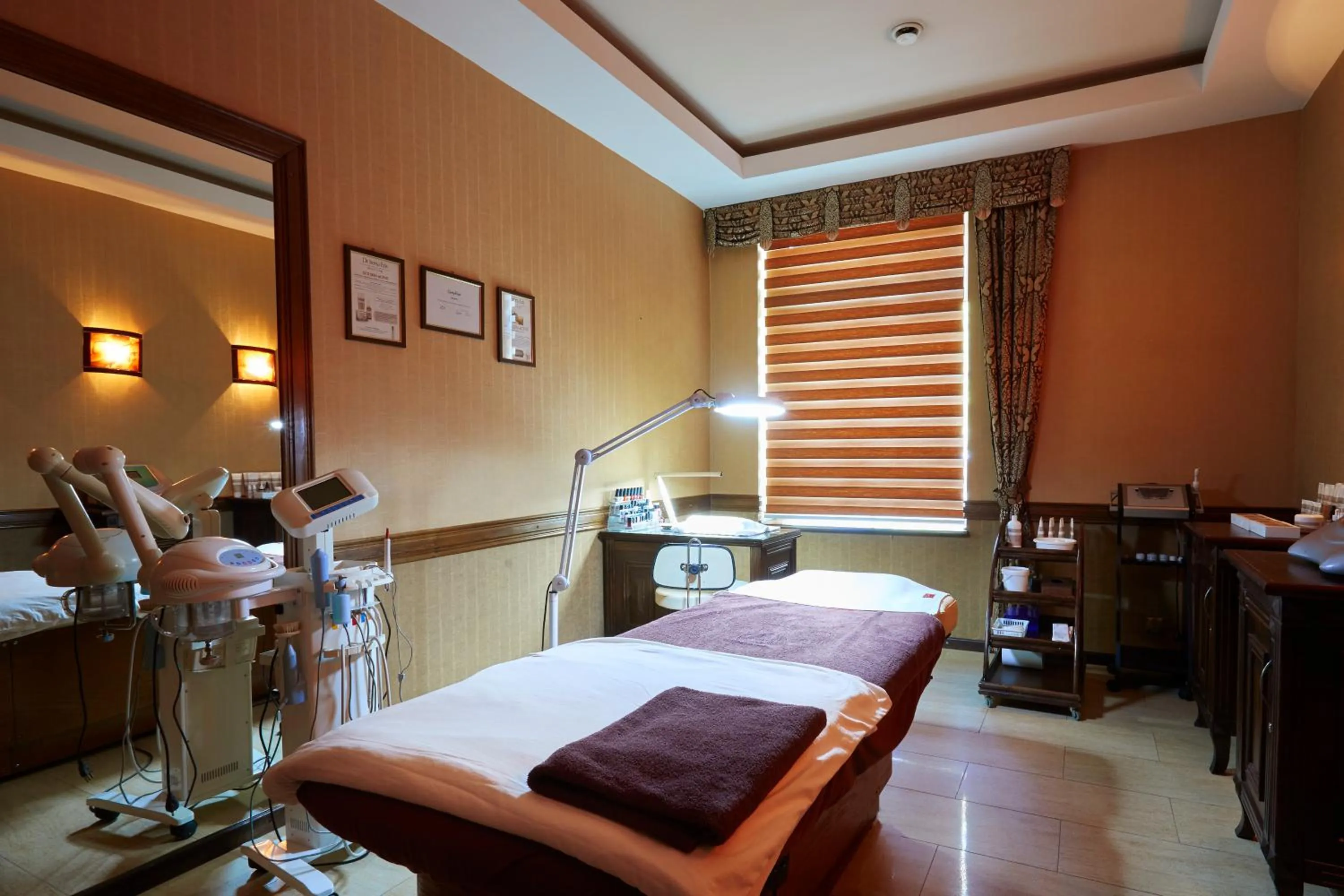 Massage, Bed in Hotel Senator Konferencje & SPA