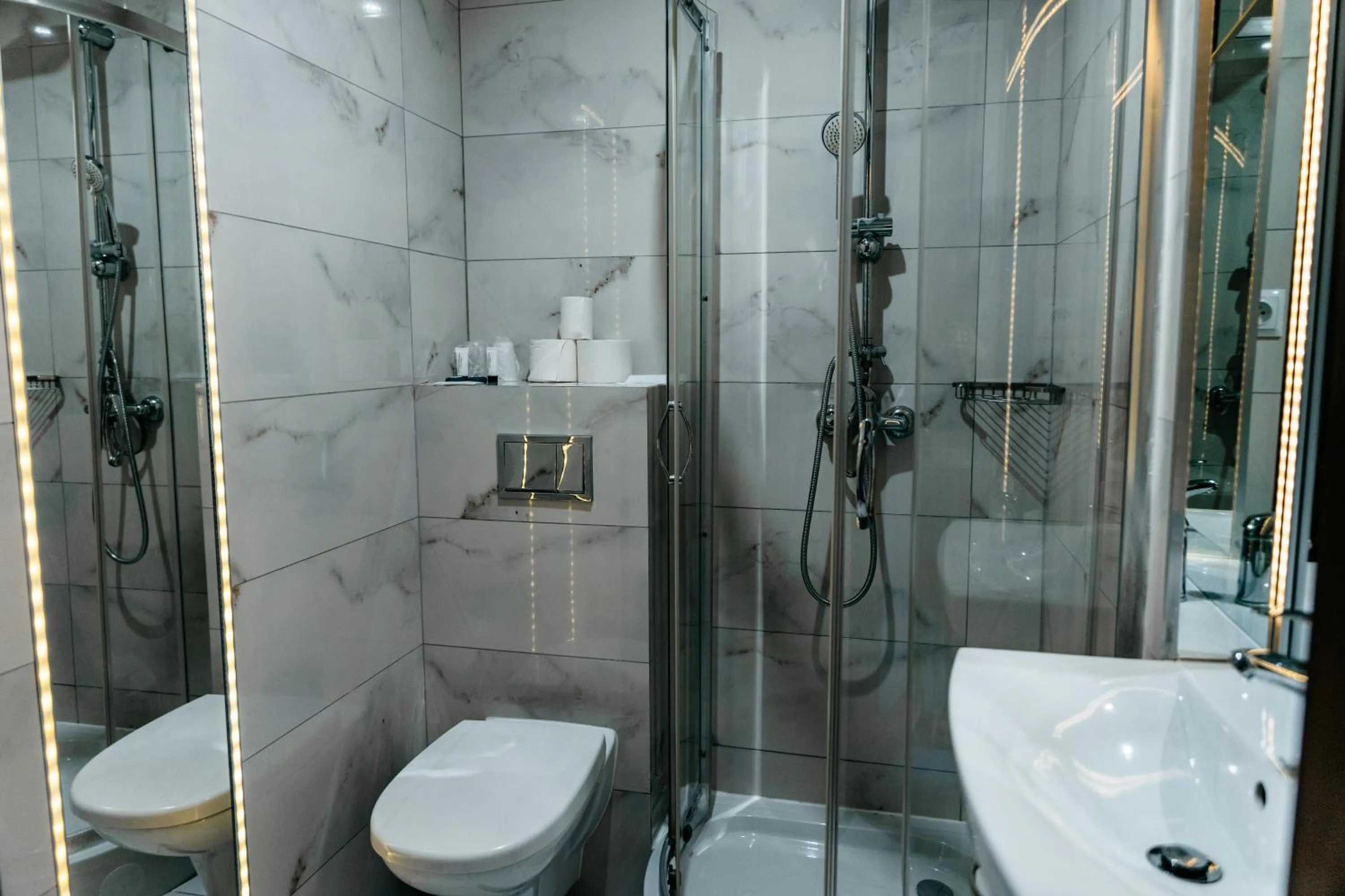 Shower in Hotel Senator Konferencje & SPA