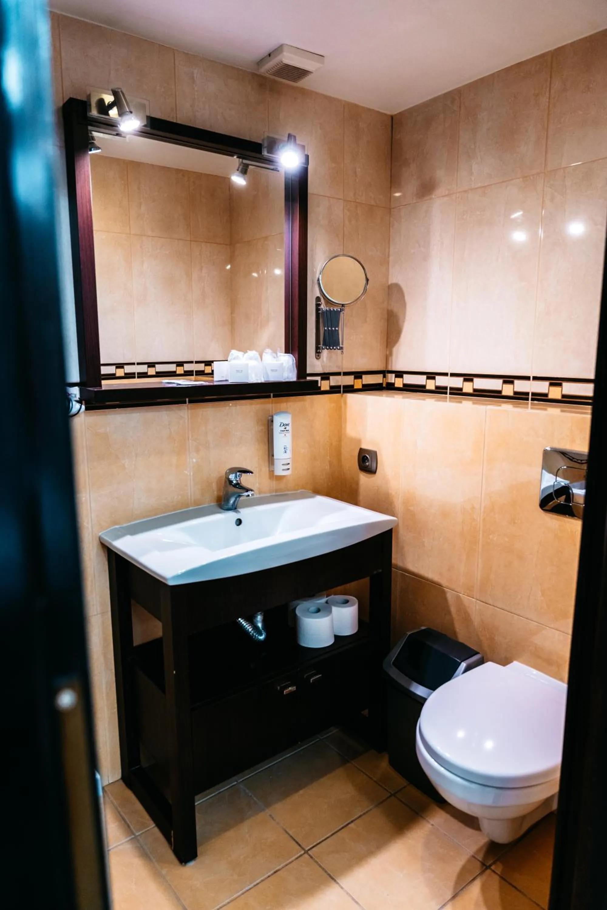 Bathroom in Hotel Senator Konferencje & SPA