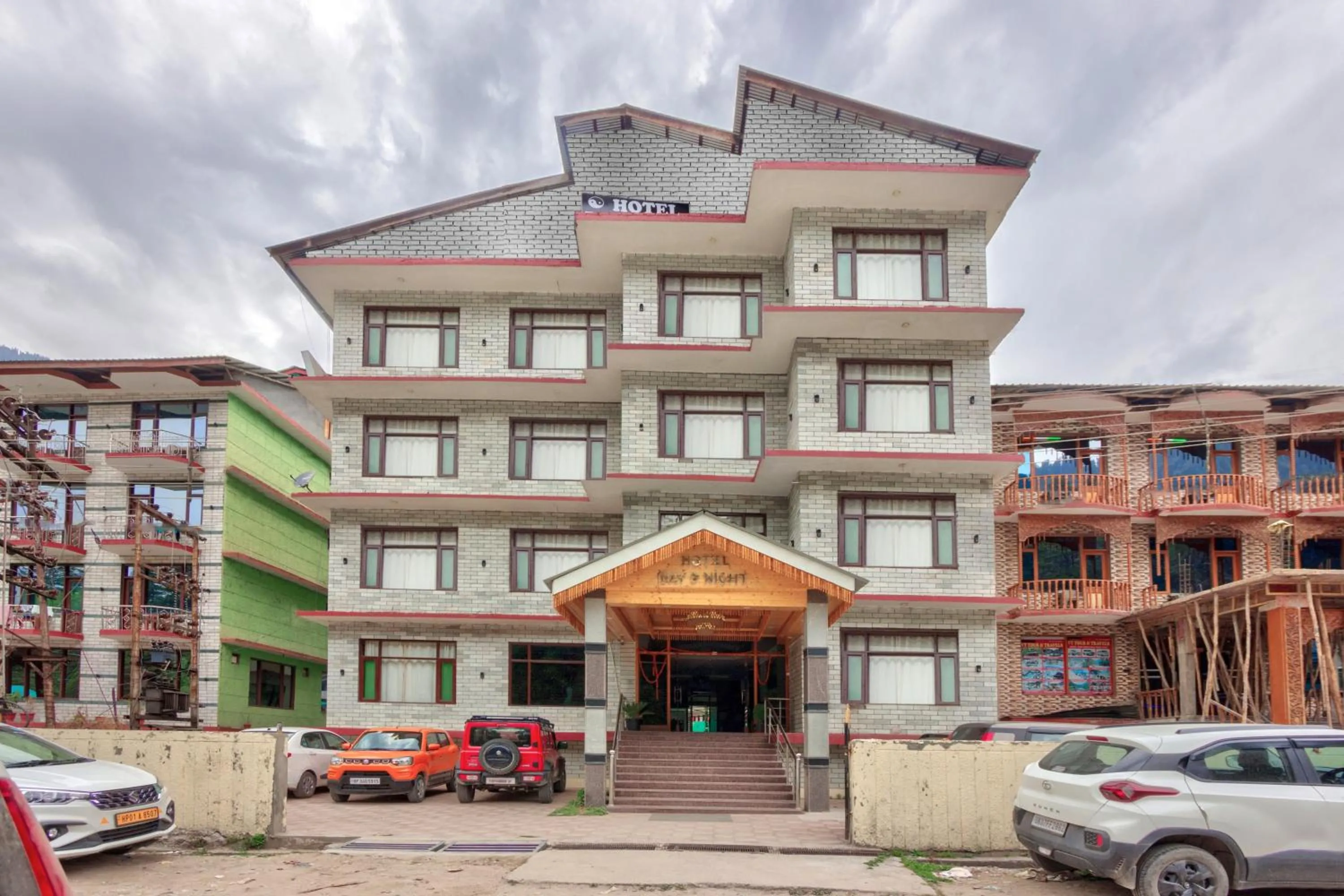 Property building in Hotel Day Night