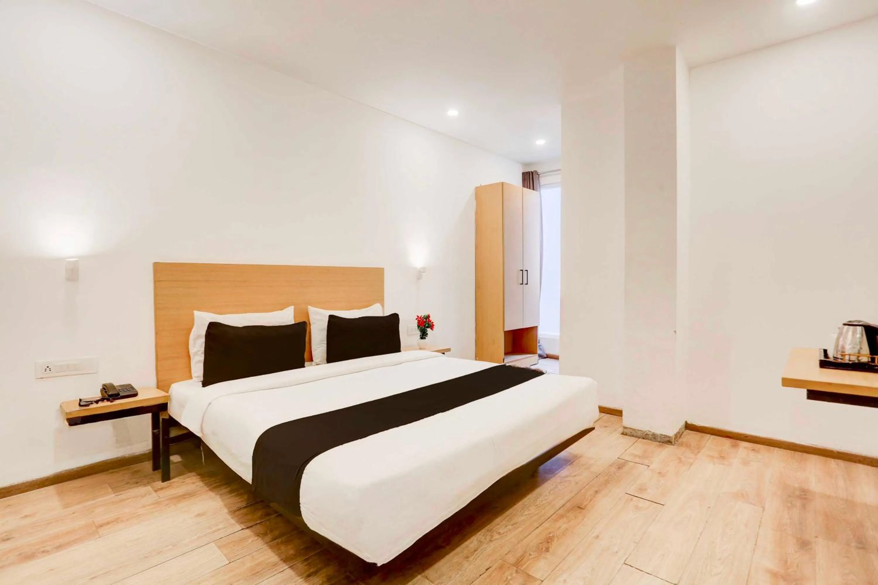 Collection O Sector 64 Near WorldMark Gurugram