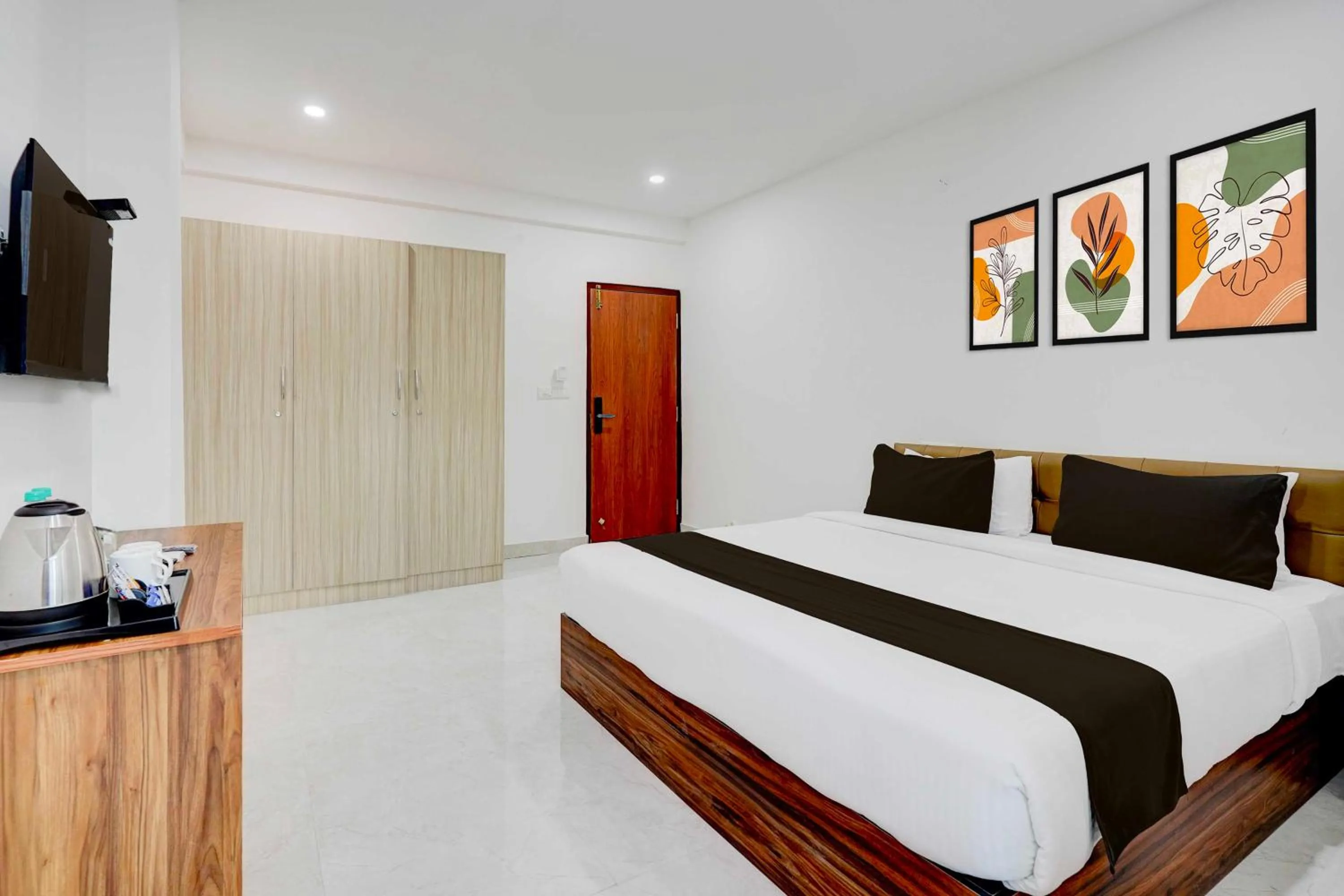 Standard Double Room - single occupancy in Townhouse Bangalore Kundalahalli Metro Station
