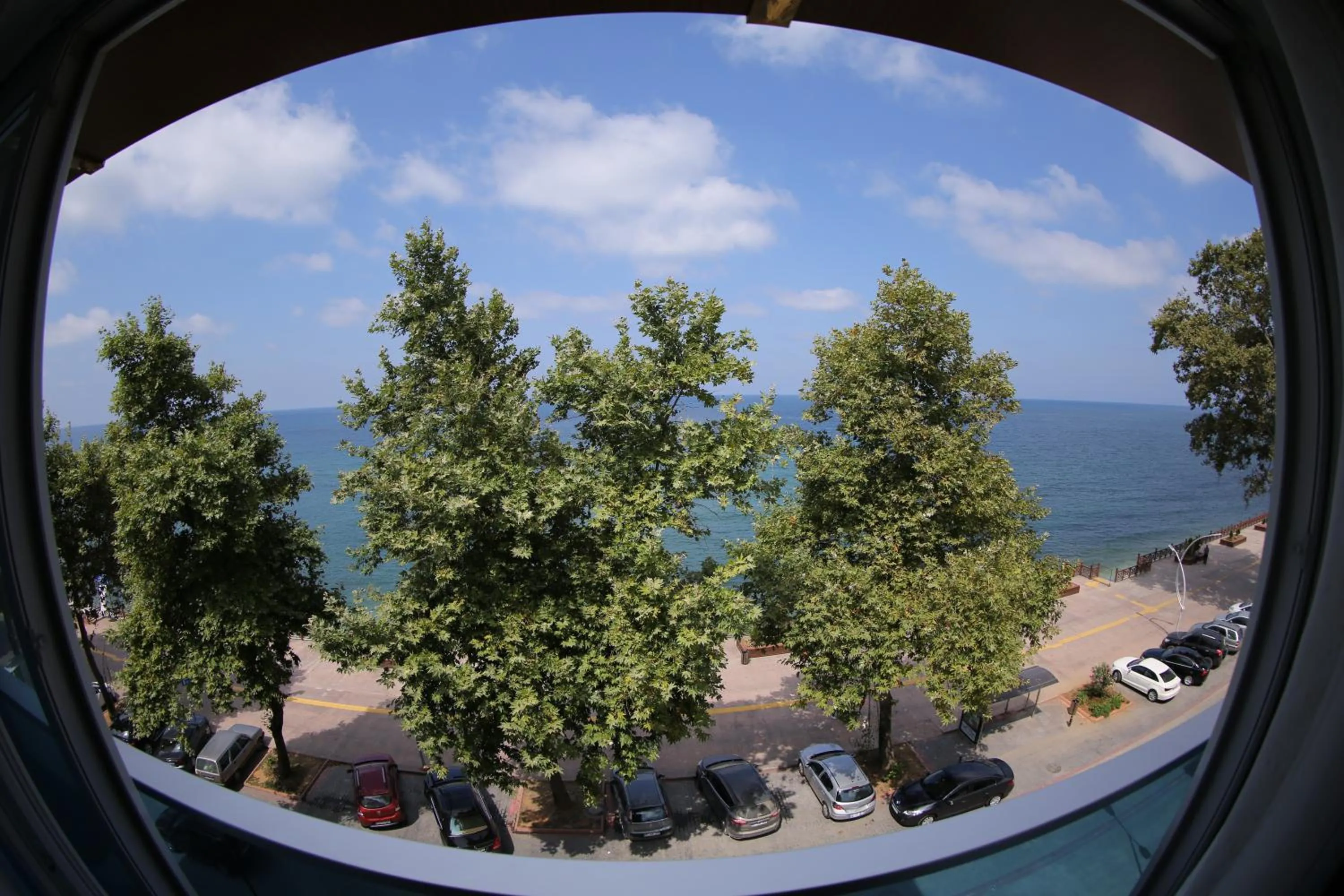 Sea view in Bayraktar Hotel