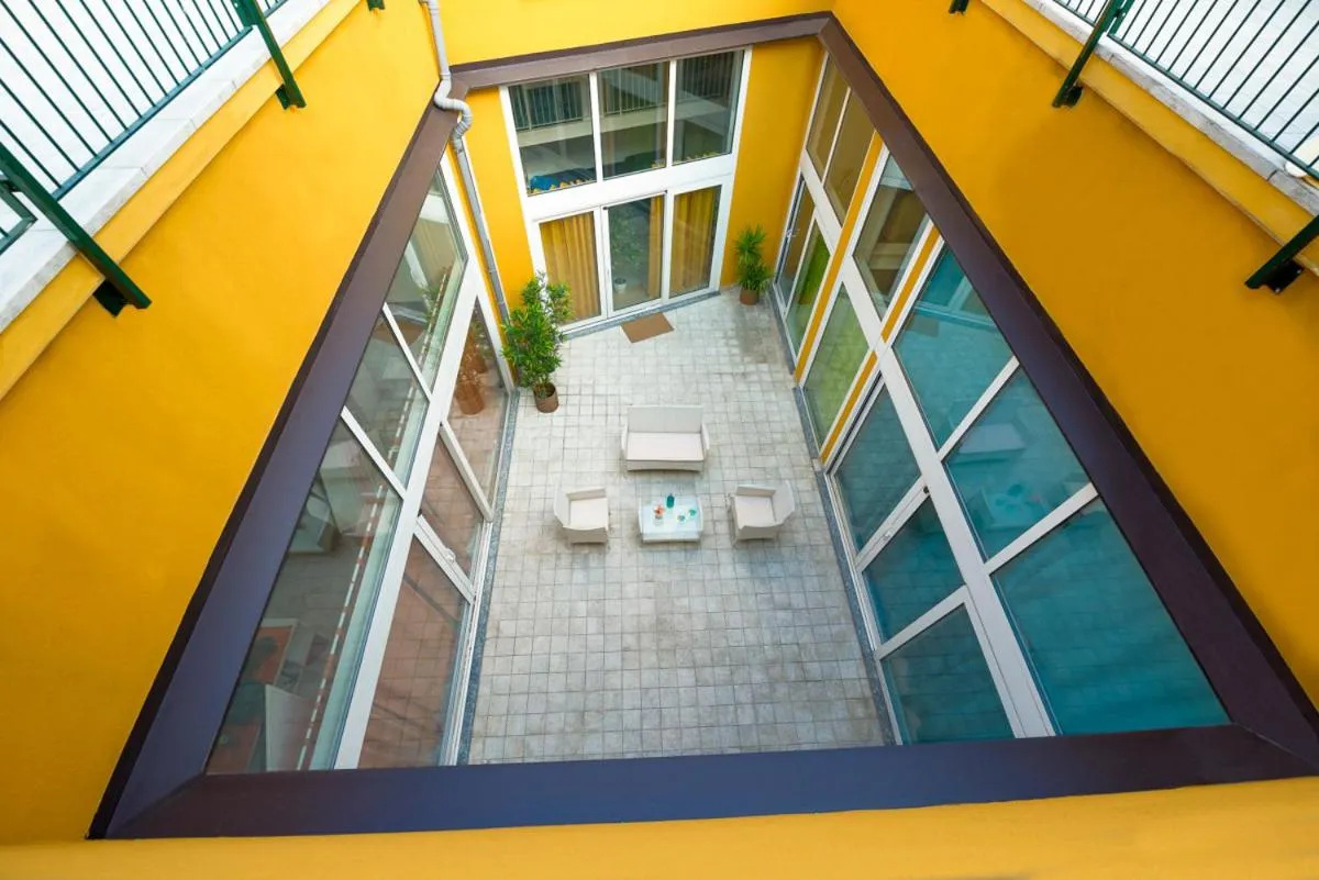 Patio in Via Breda 120