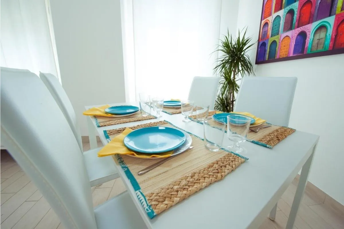 Dining area in Via Breda 120