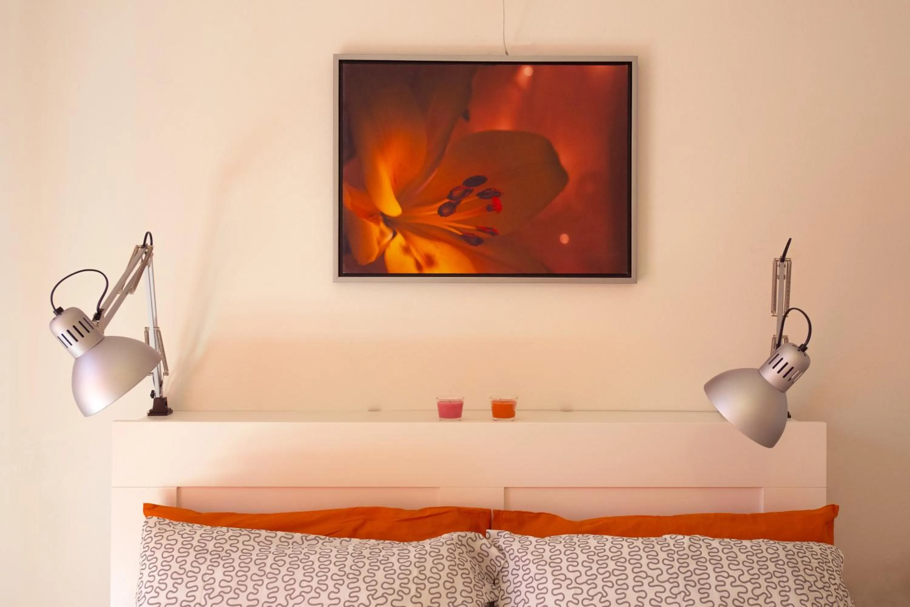 Decorative detail, Bed in Via Breda 120