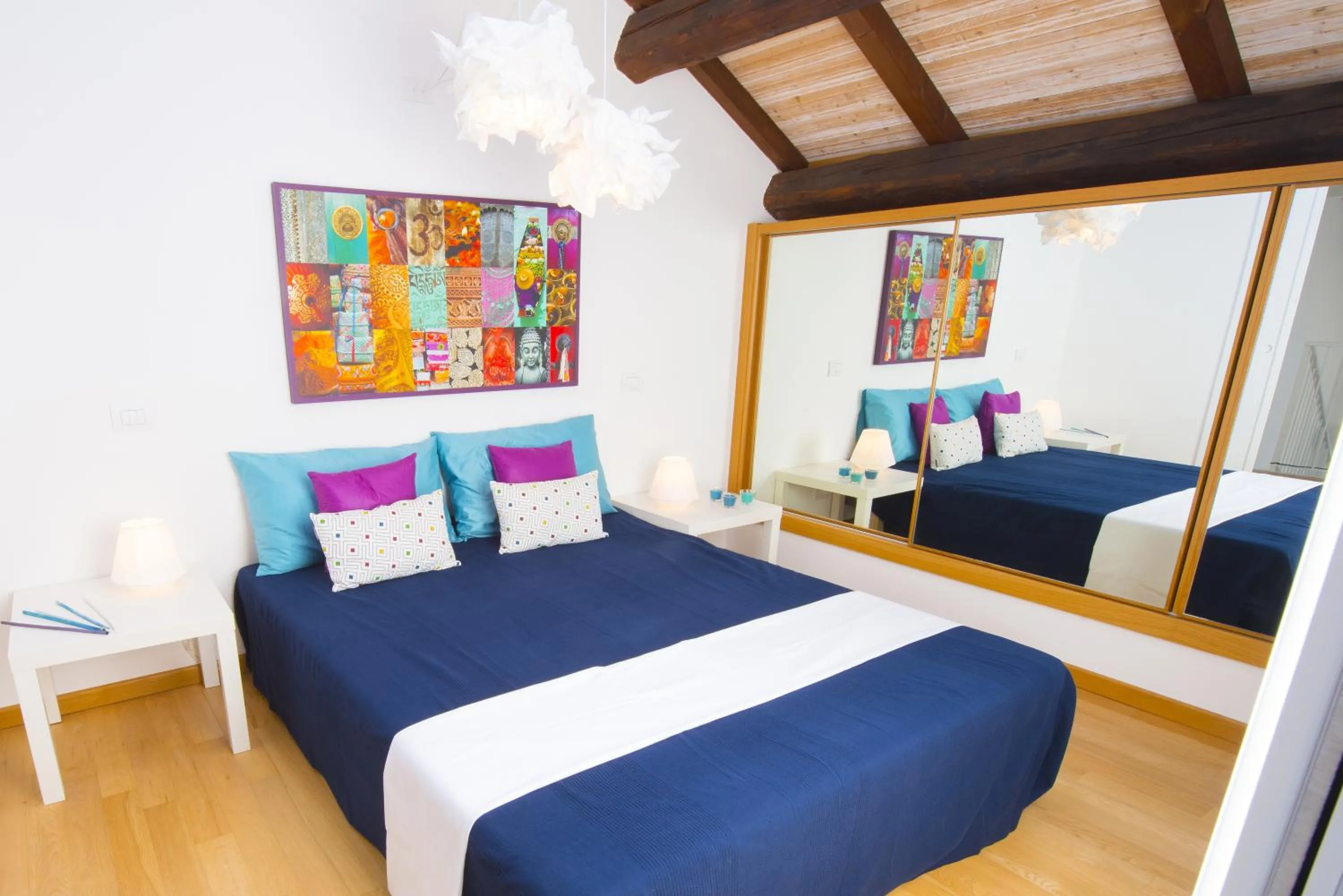 Photo of the whole room, Bed in Via Breda 120