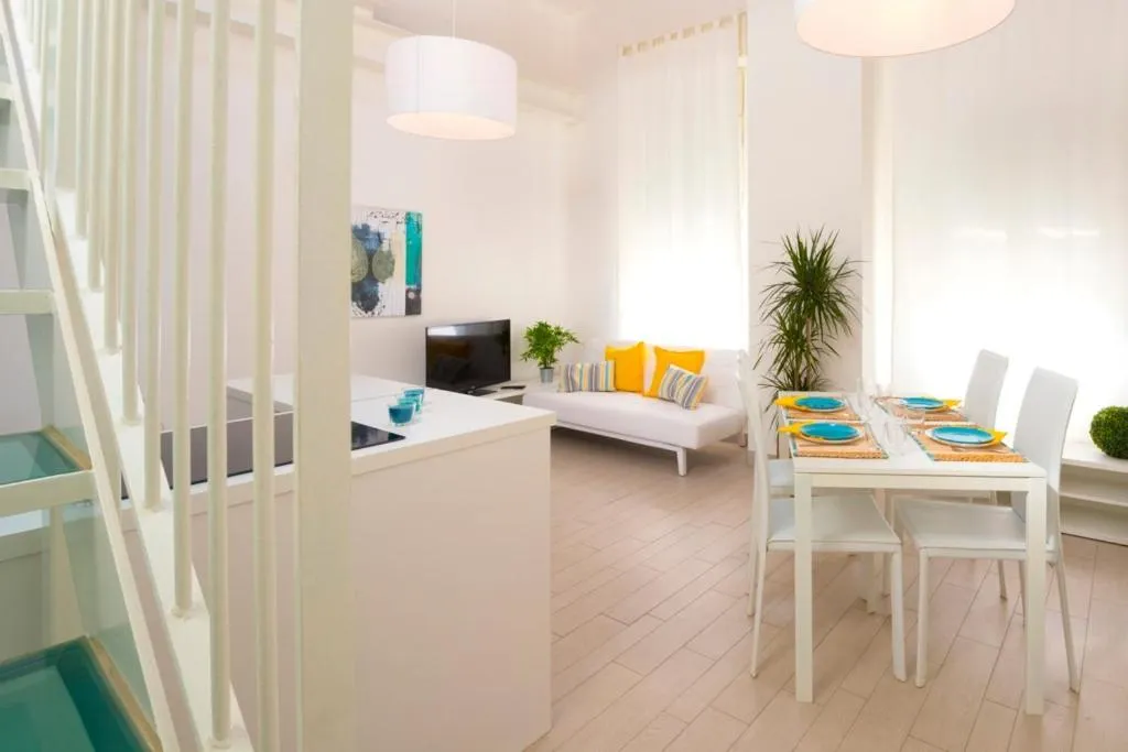 Day in Via Breda 120