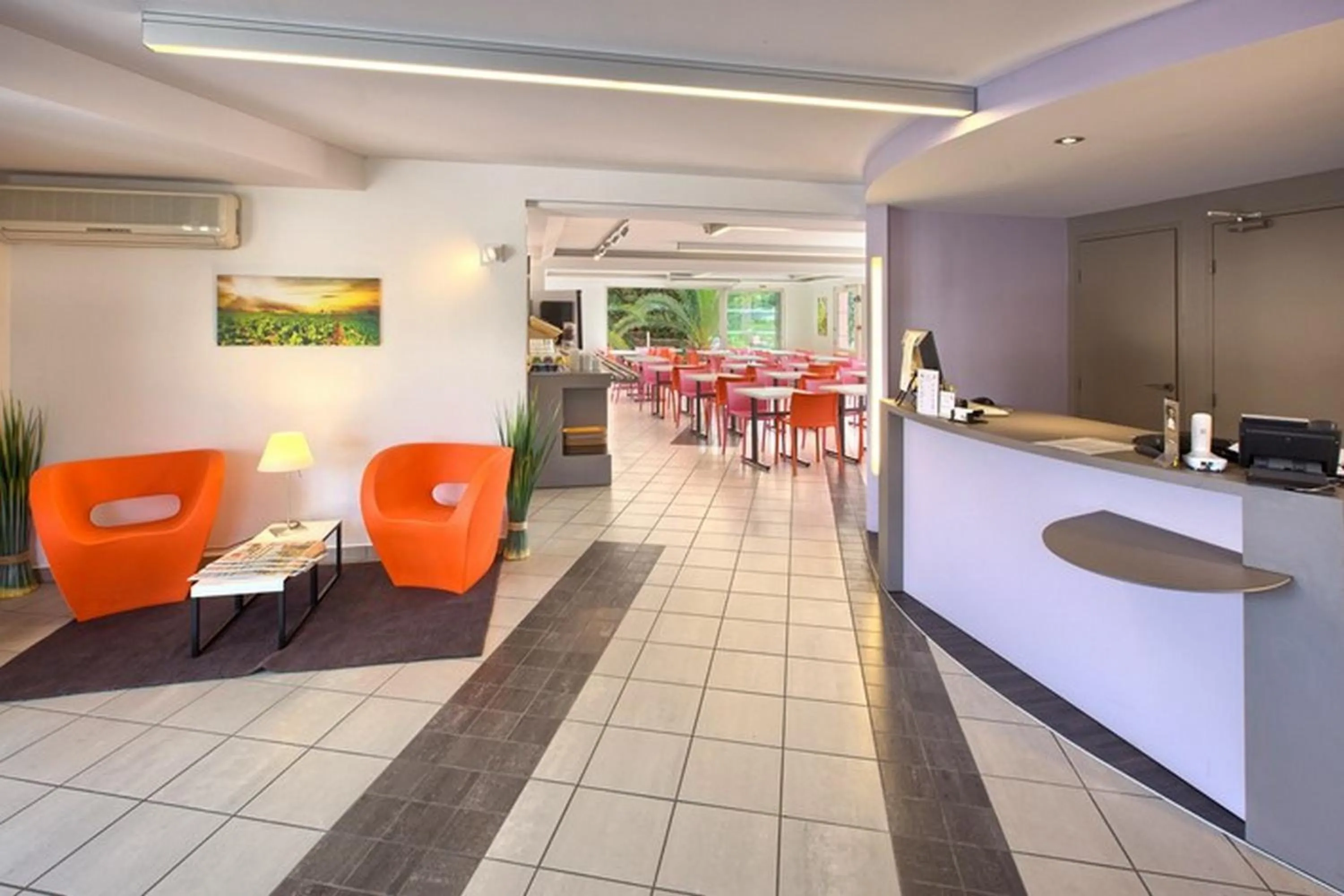 Decorative detail in Hôtel Formules Club 2