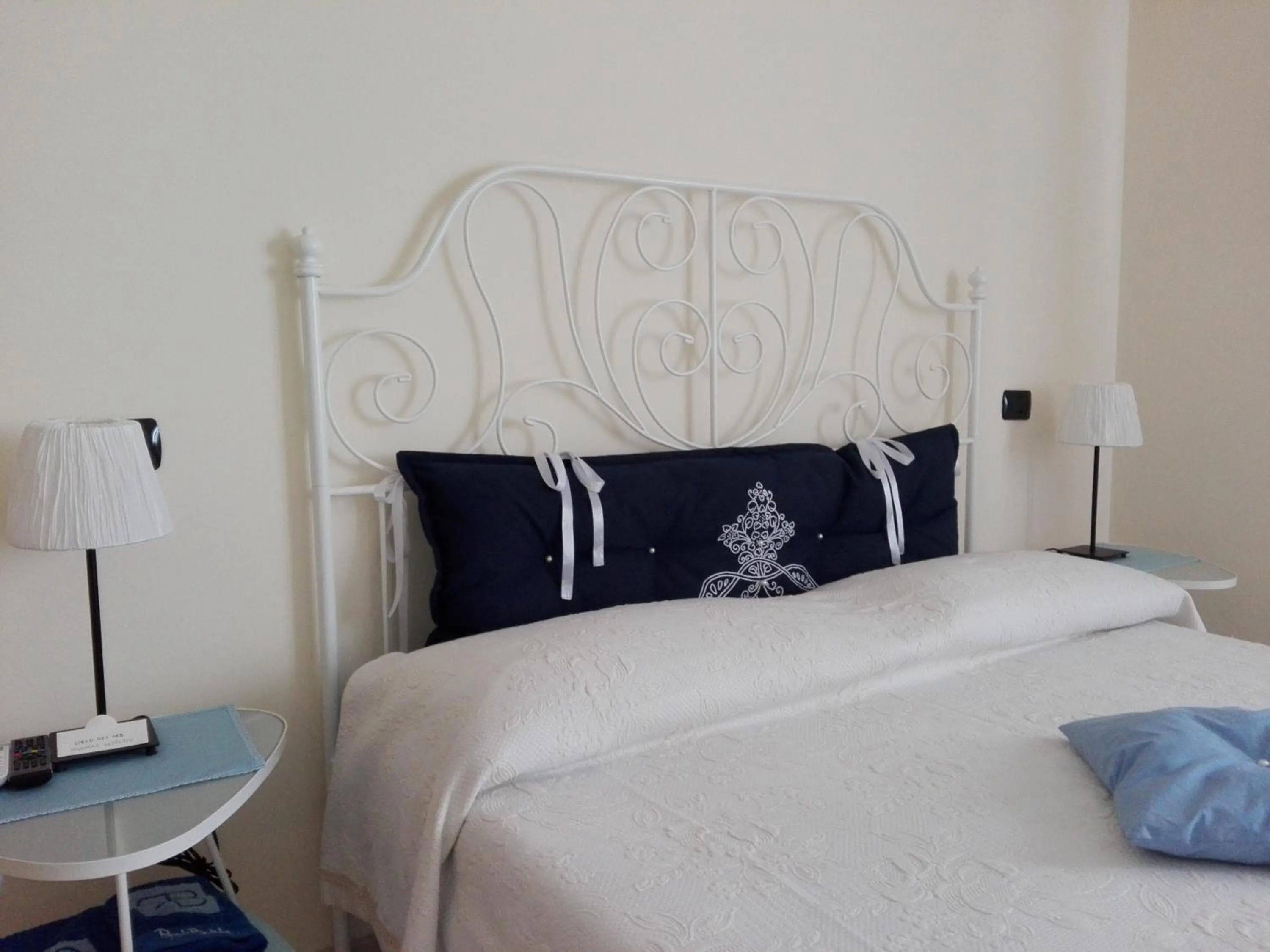 Bedroom in Casa Iovara