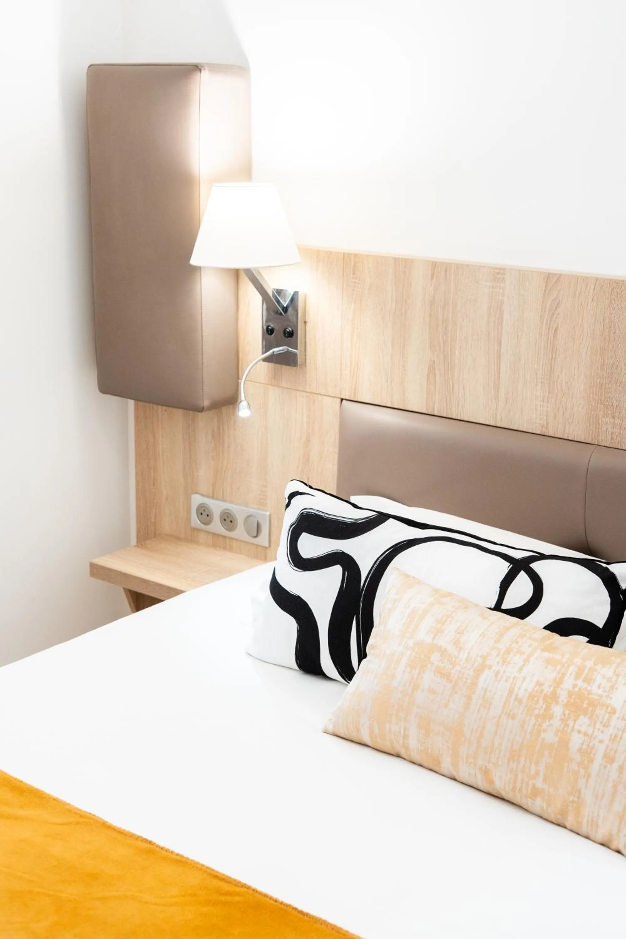 Bed in Hotel Arena le Refuge