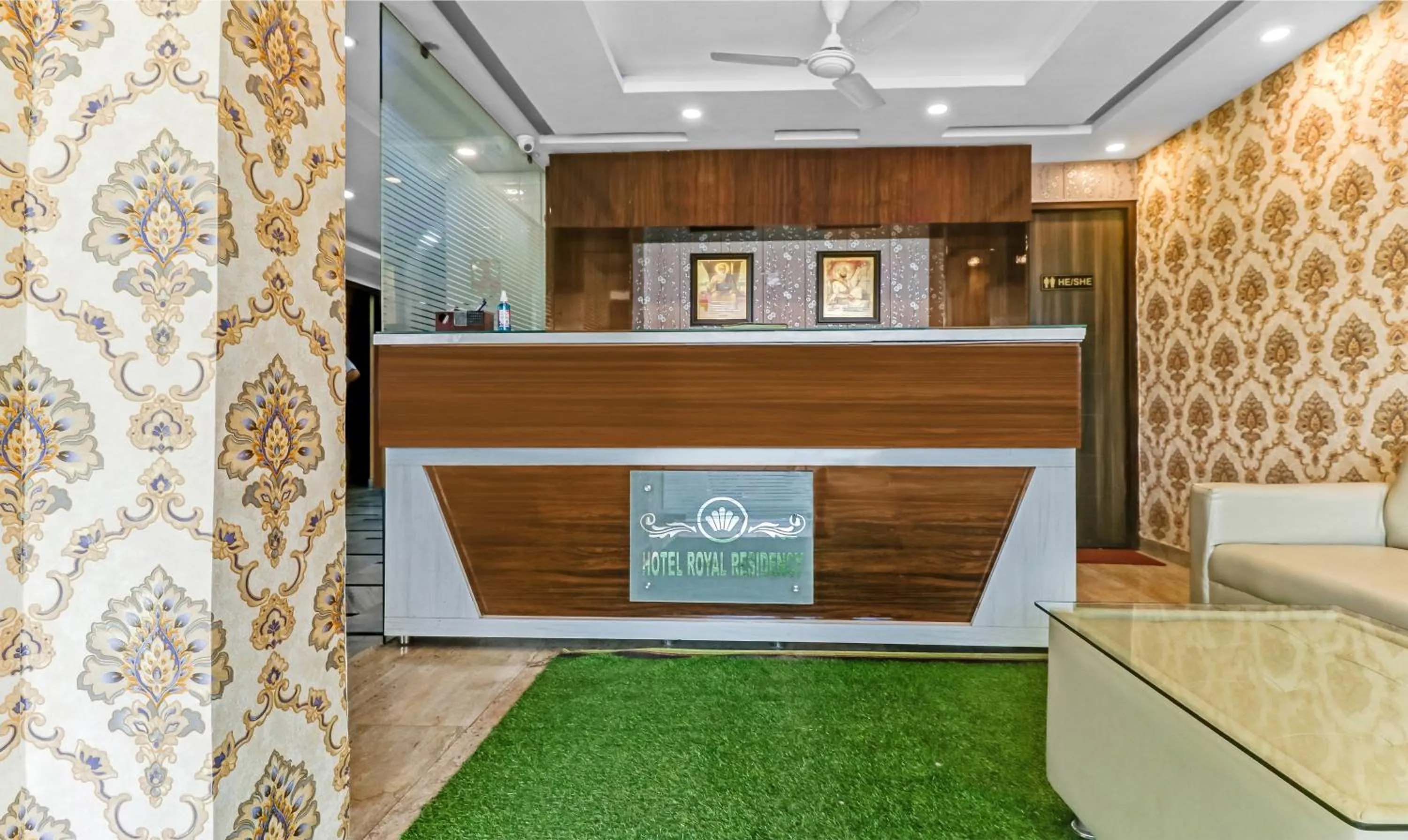 Lobby or reception in Hotel Royal Residency Near ISBT-Max Hospital Mohali Chandigarh