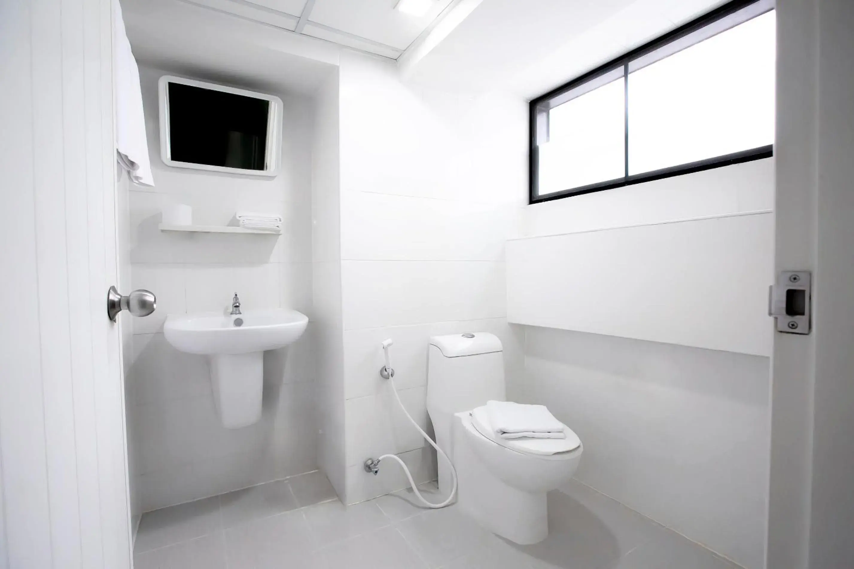 Bathroom in Annex Lumpini Bangkok Bathroom in Annex Lumpini Bangkok