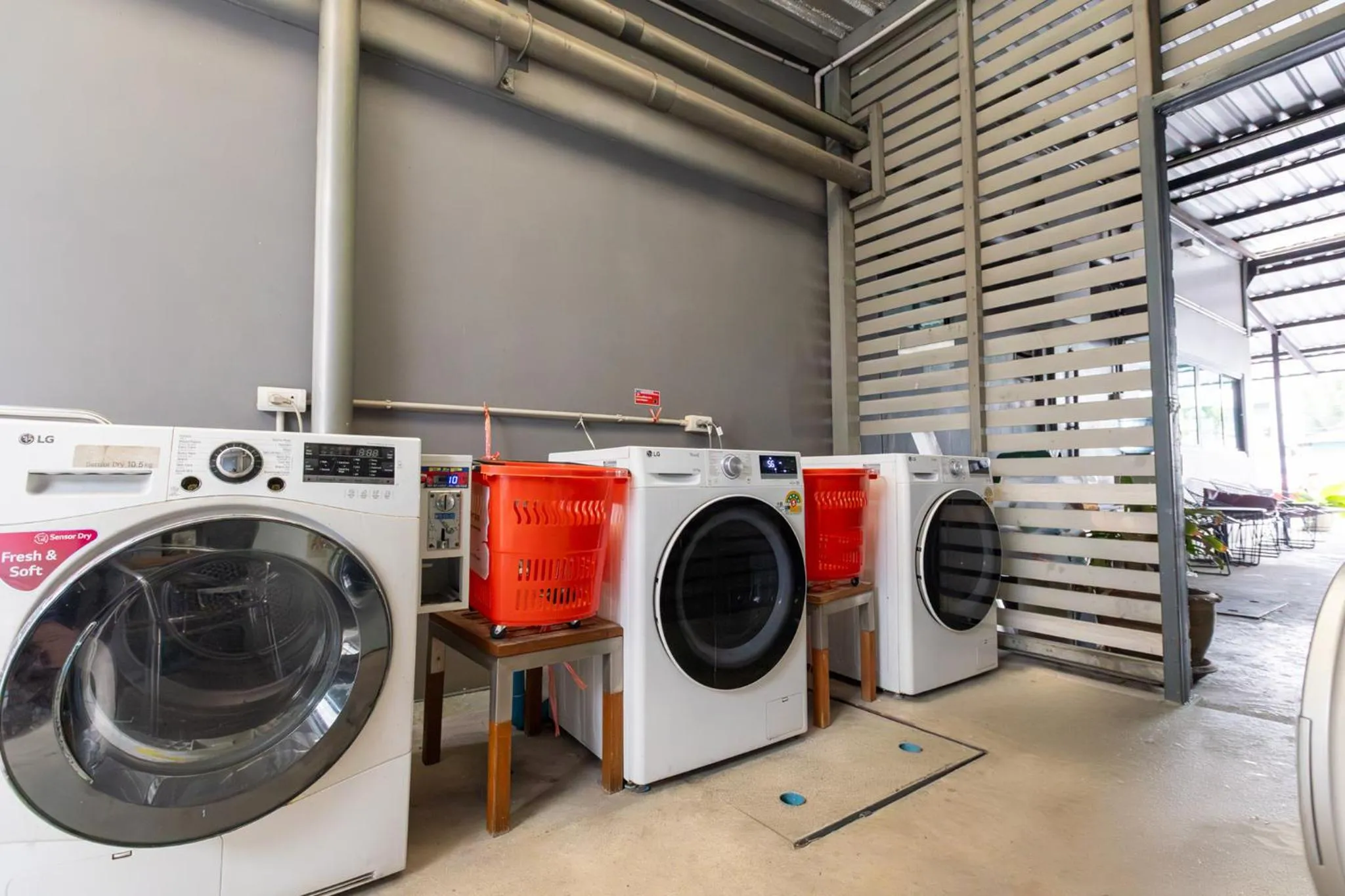 laundry in Annex Lumpini Bangkok