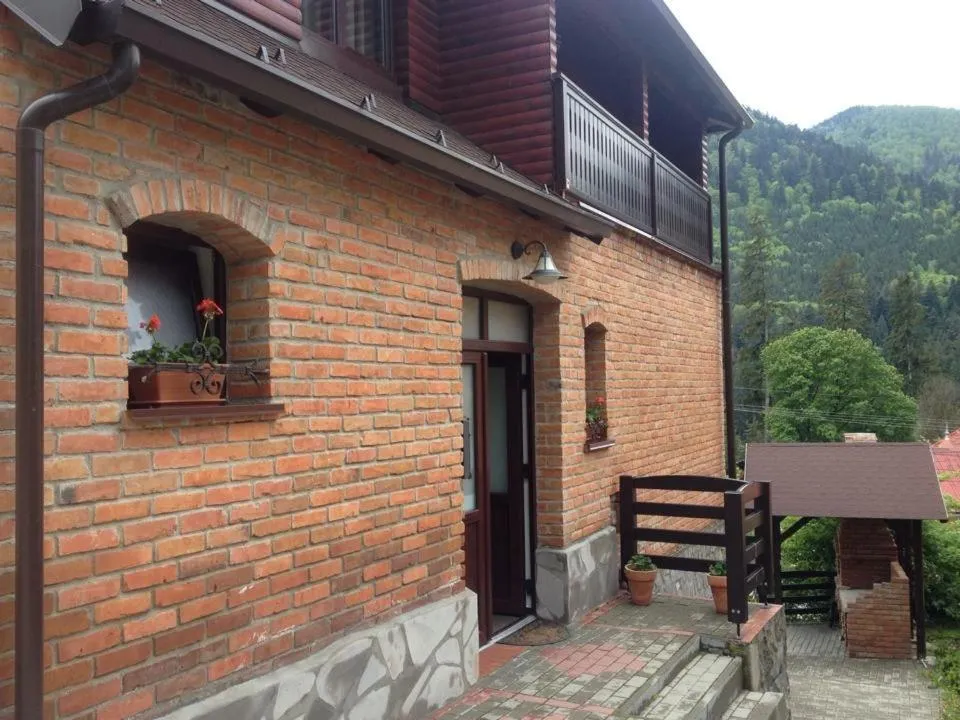 Facade/entrance in Casa Skandik Ház