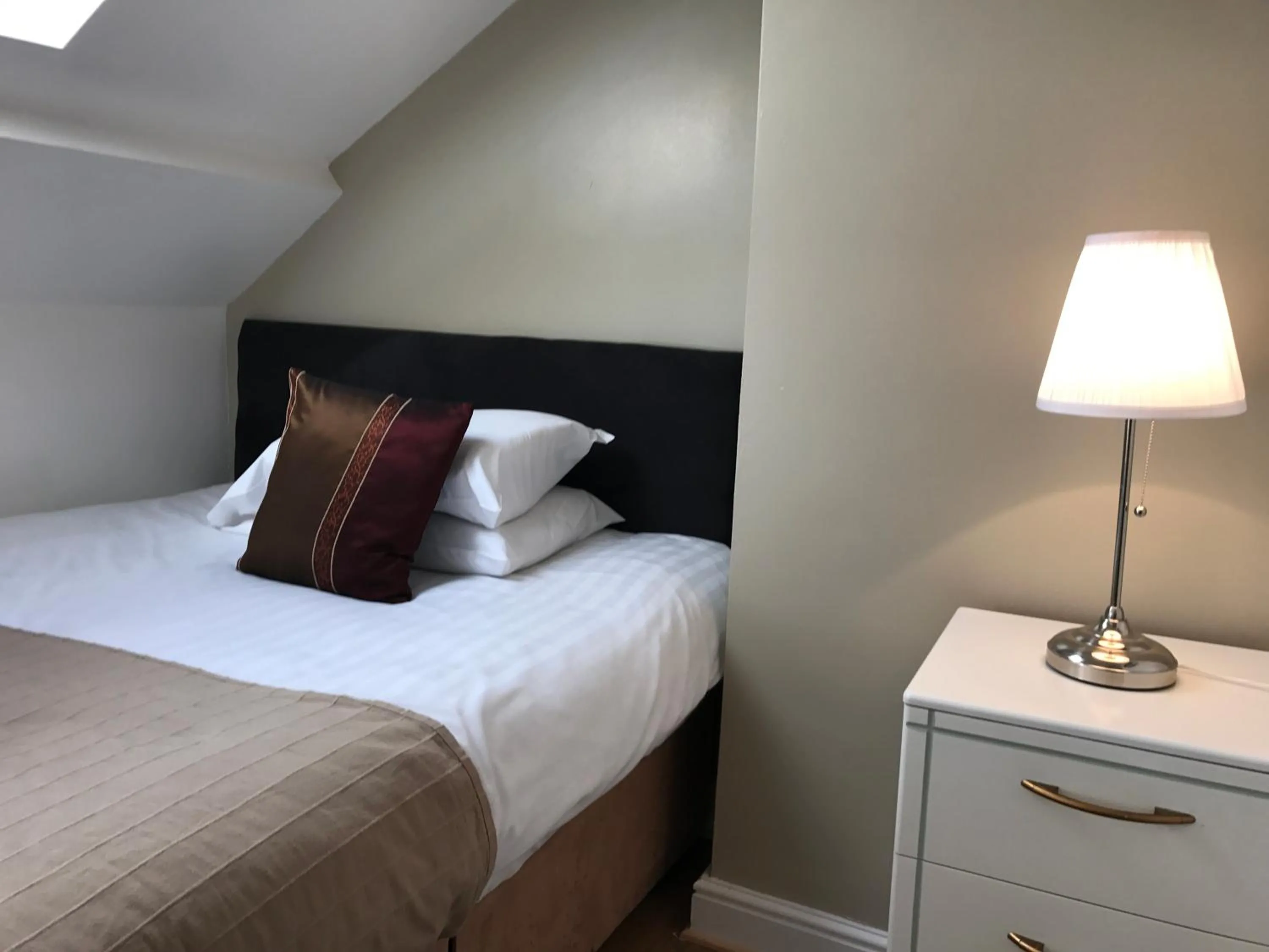 Photo of the whole room, Bed in The Clifton Hotel Newcastle