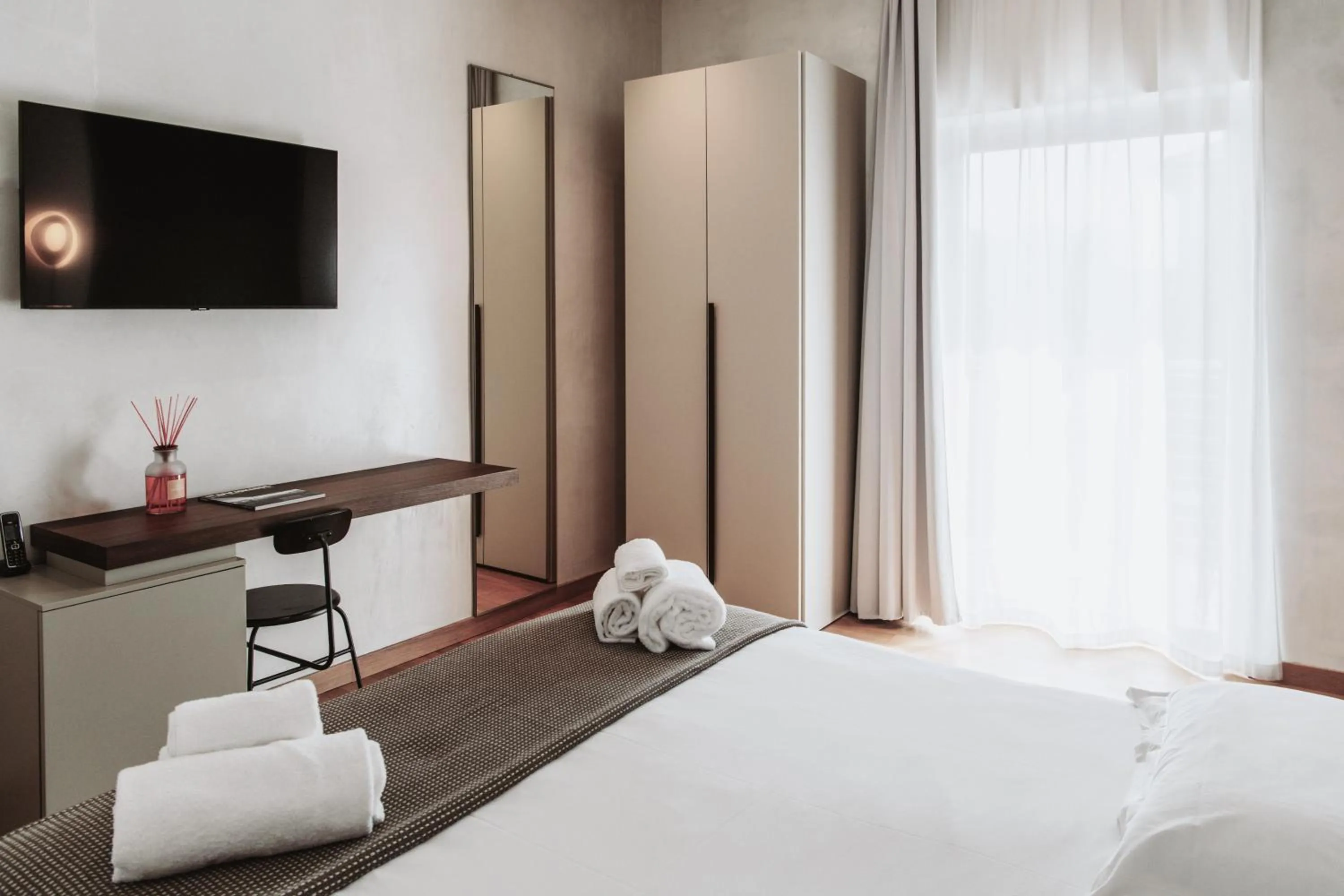 TV and multimedia, Bed in AQVA Boutique Hotel (Adults Only)