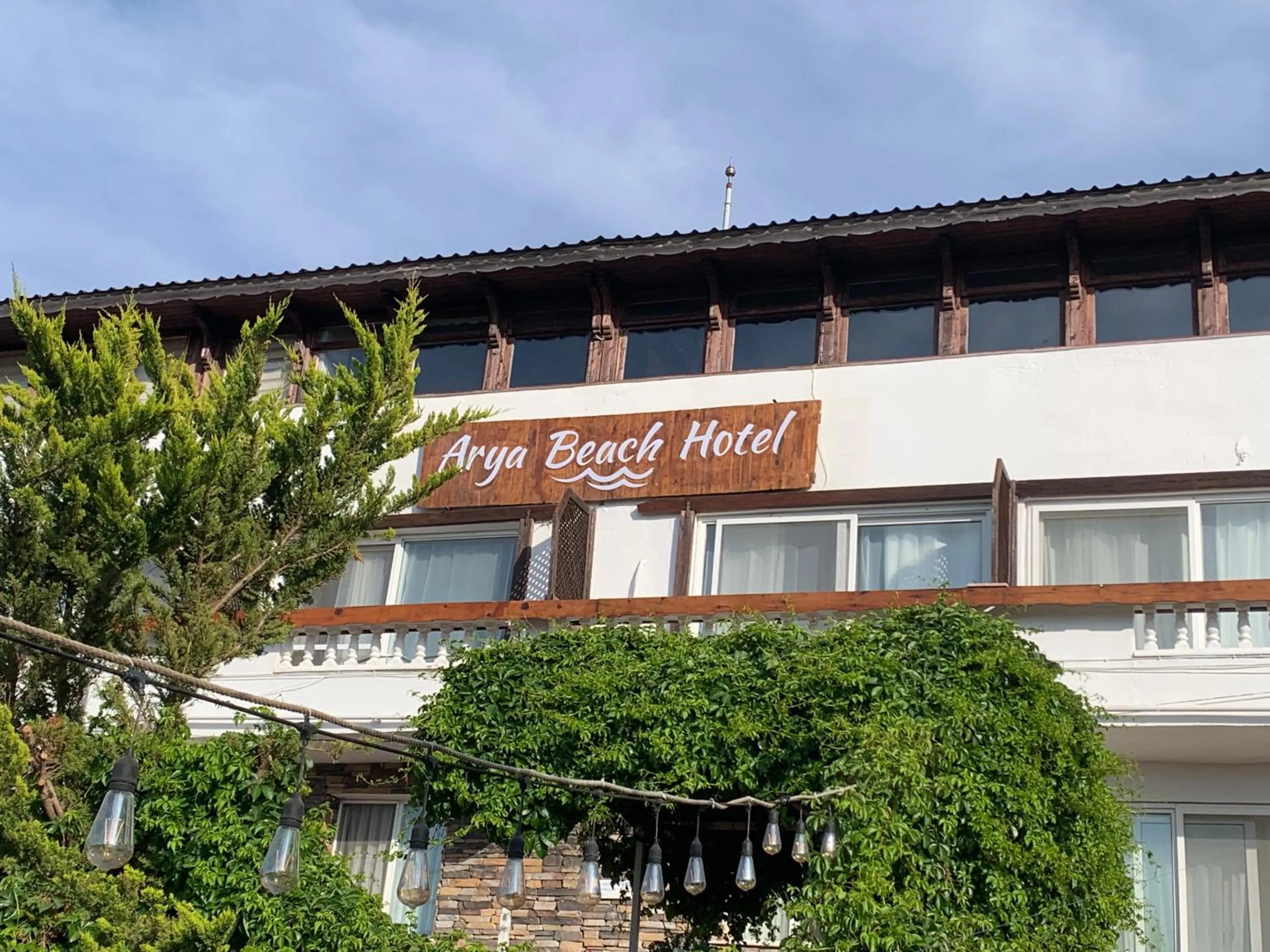Arya Karaburun
