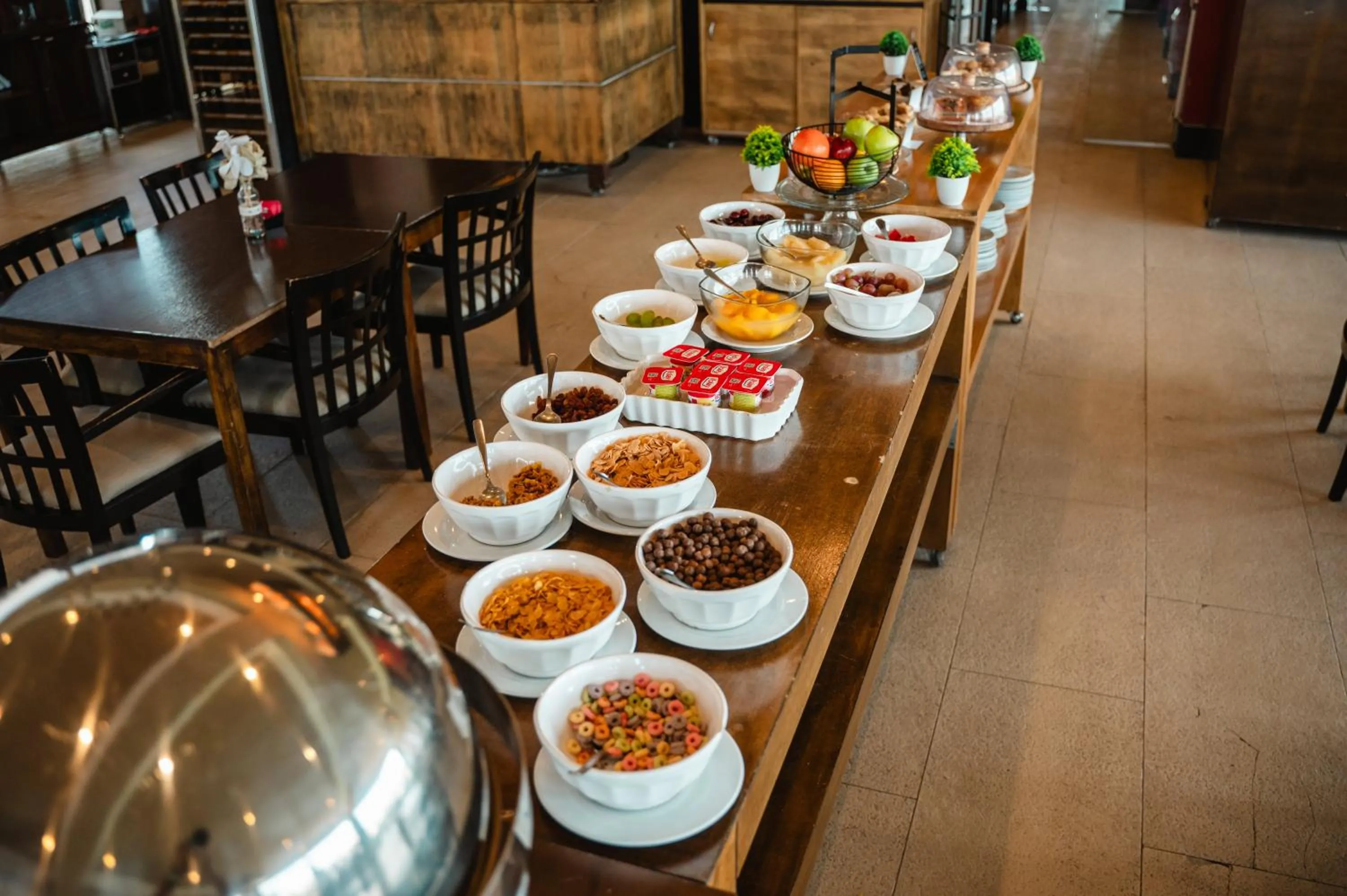 Breakfast in Premium Tower Suites Mendoza