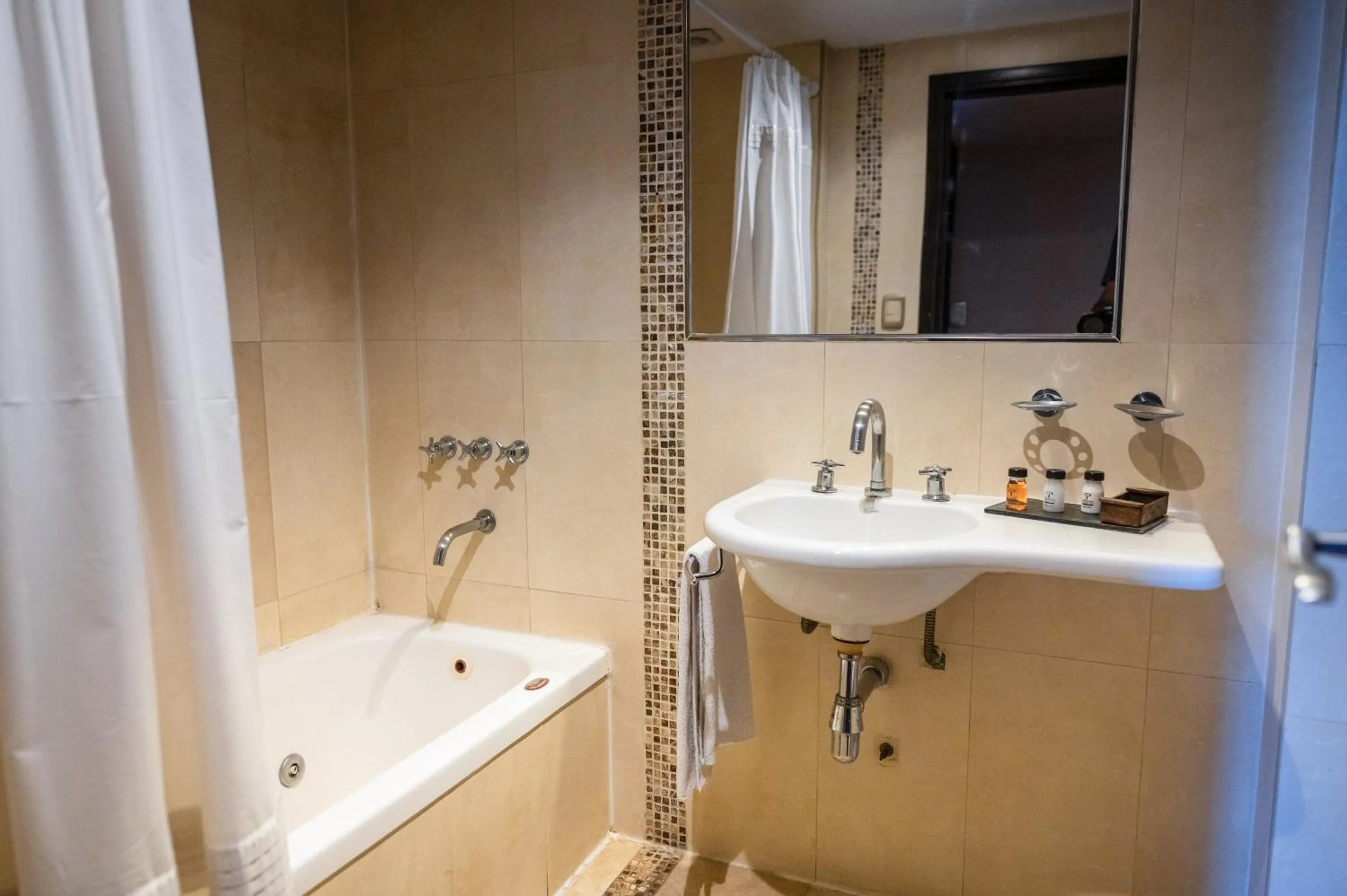 Premium Tower Suites Mendoza