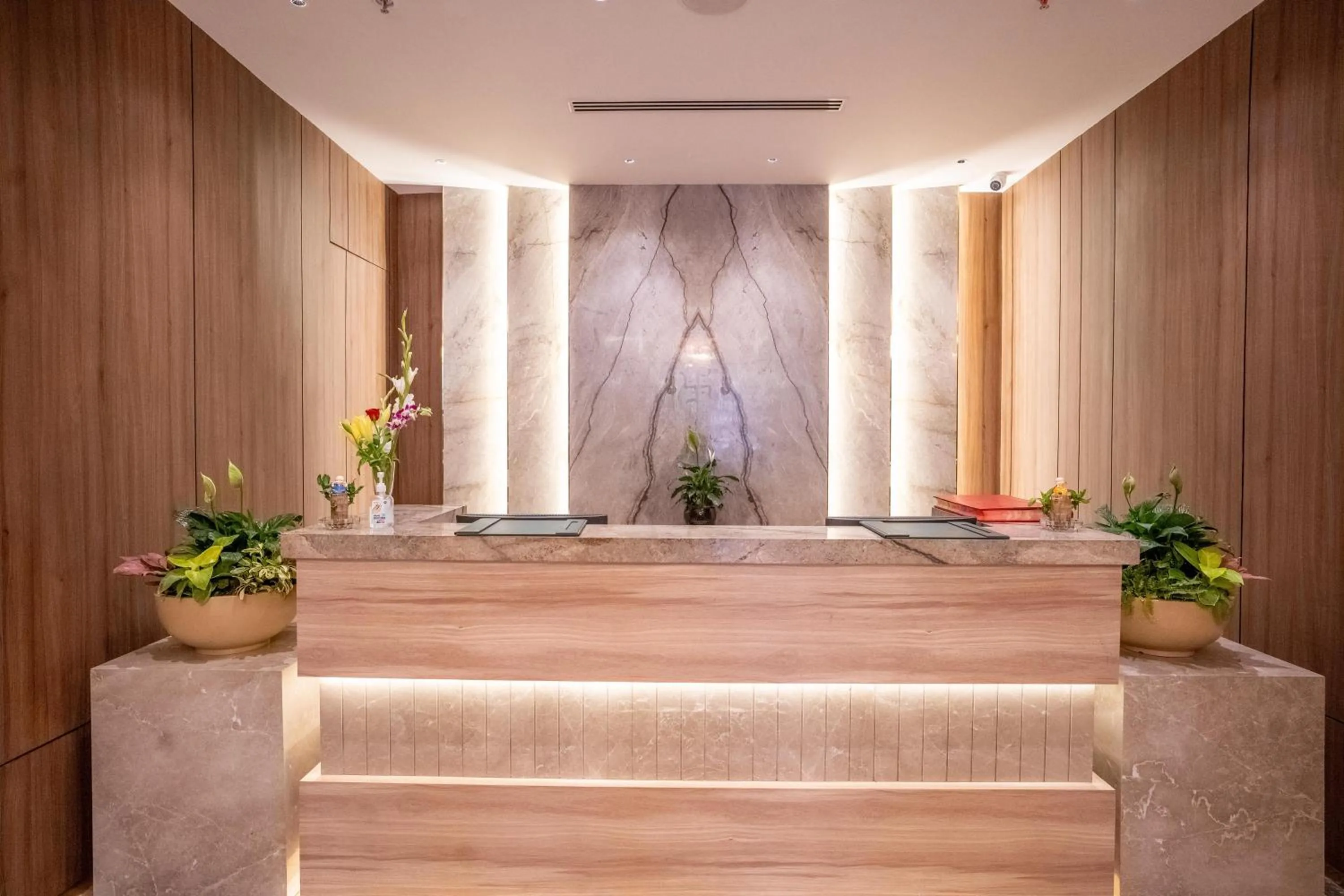 Lobby or reception in ASTER GRAND BY ZENQ Saket