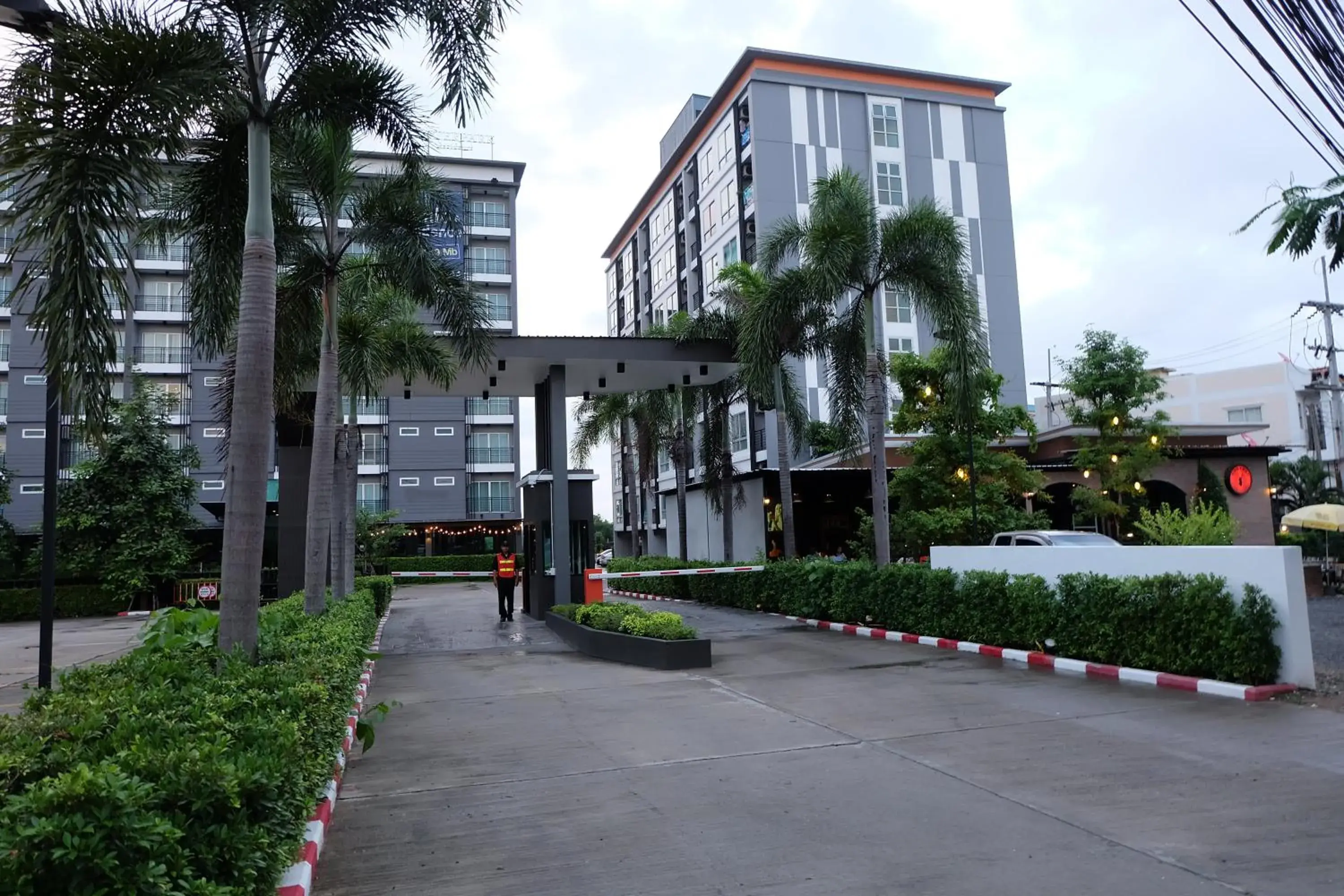 Facade/entrance in Interpark Hotel & Residence, Eastern Seaboard Rayong Facade/entrance in Interpark Hotel & Residence, Eastern Seaboard Rayong