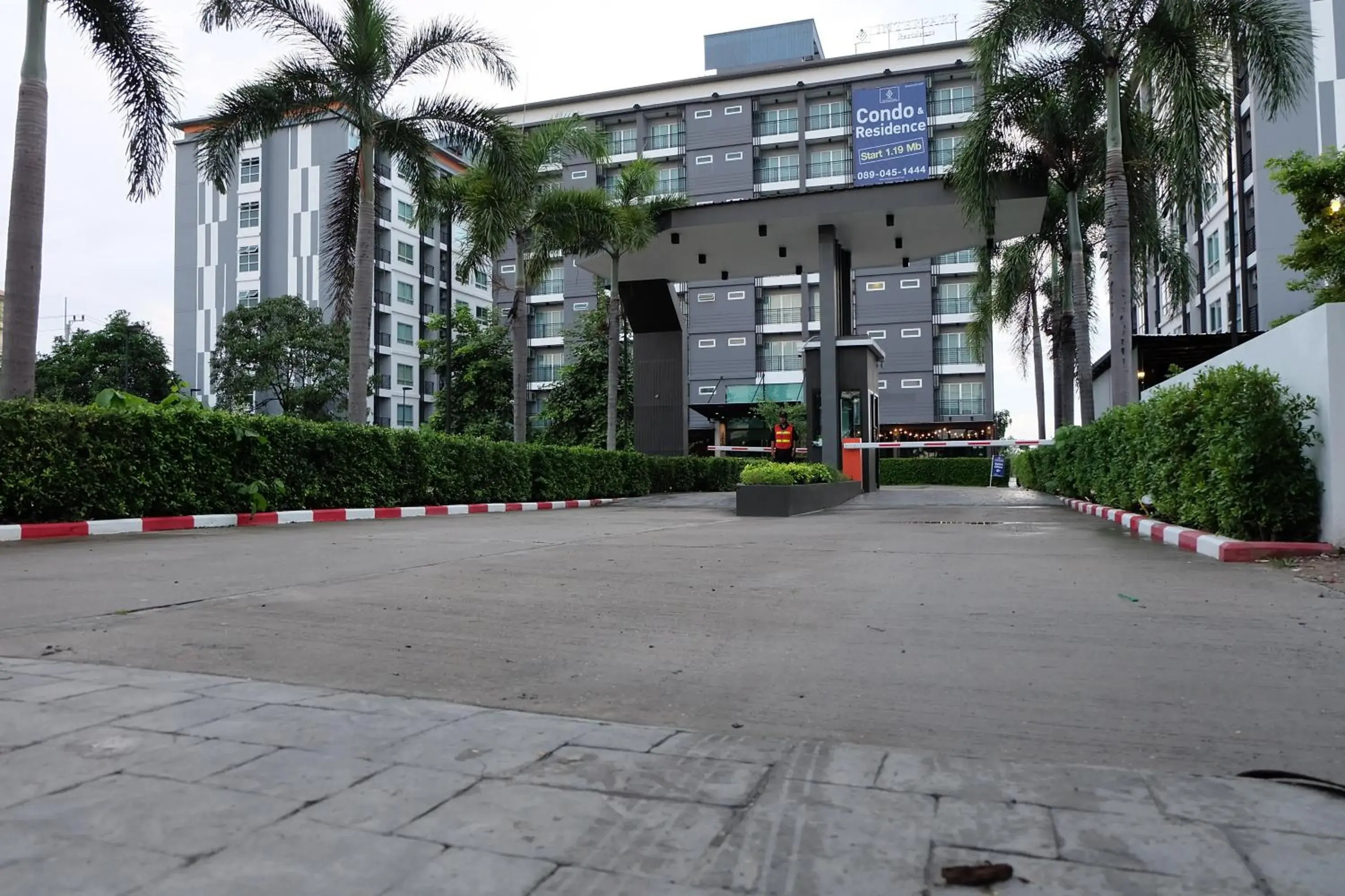 Facade/entrance in Interpark Hotel & Residence, Eastern Seaboard Rayong Facade/entrance in Interpark Hotel & Residence, Eastern Seaboard Rayong