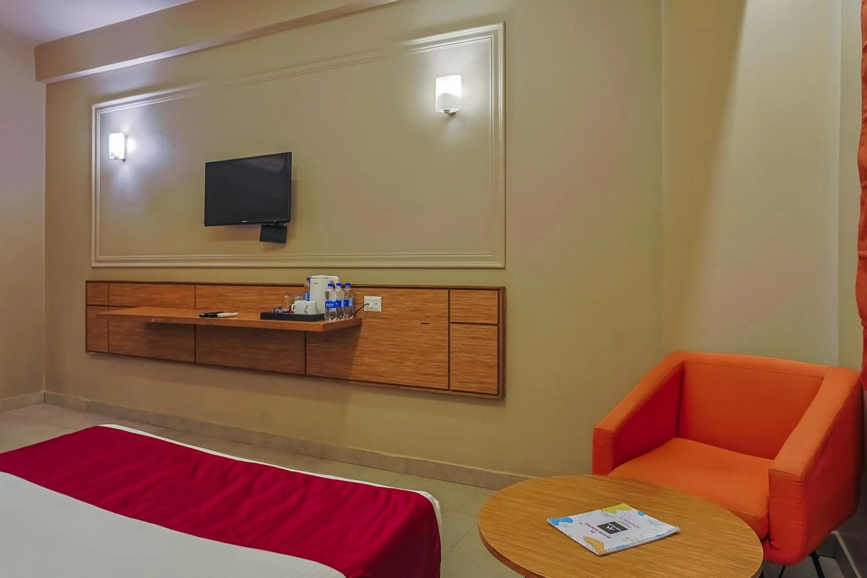 Property building, Bed in Max Hotels Prayagraj