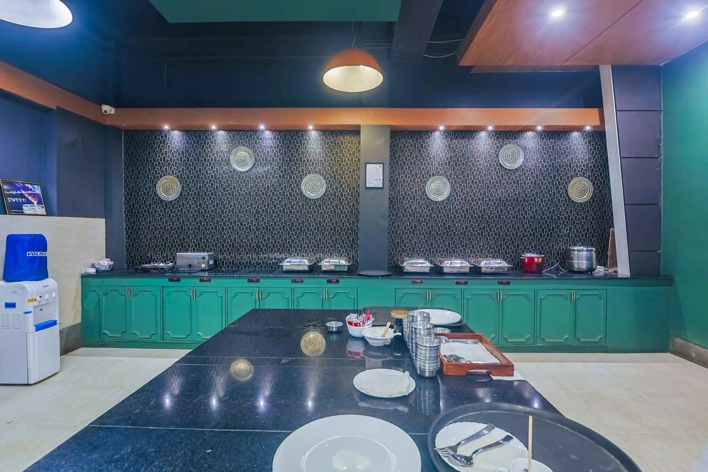 Dining area in Max Hotels Prayagraj