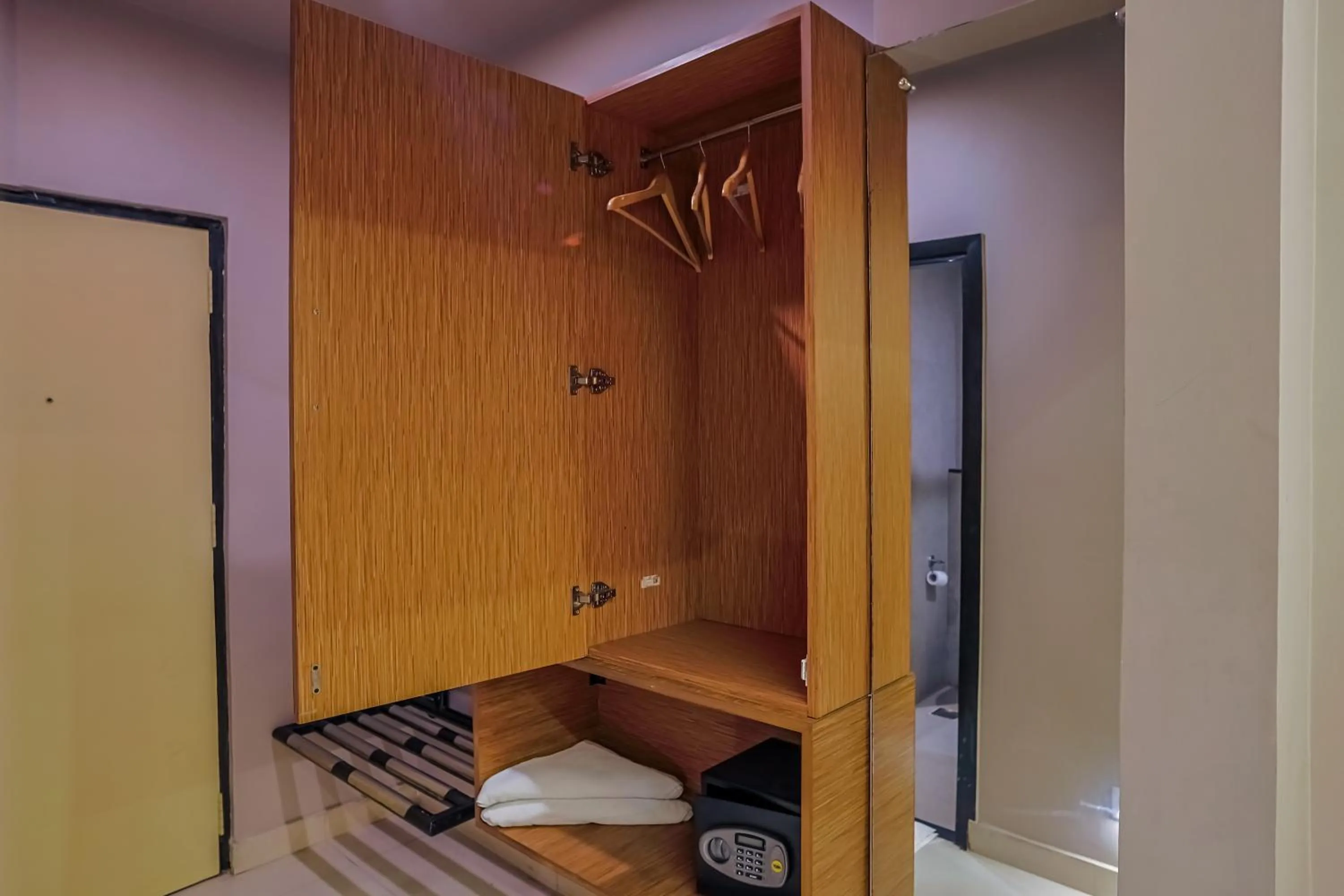 wardrobe in Max Hotels Prayagraj
