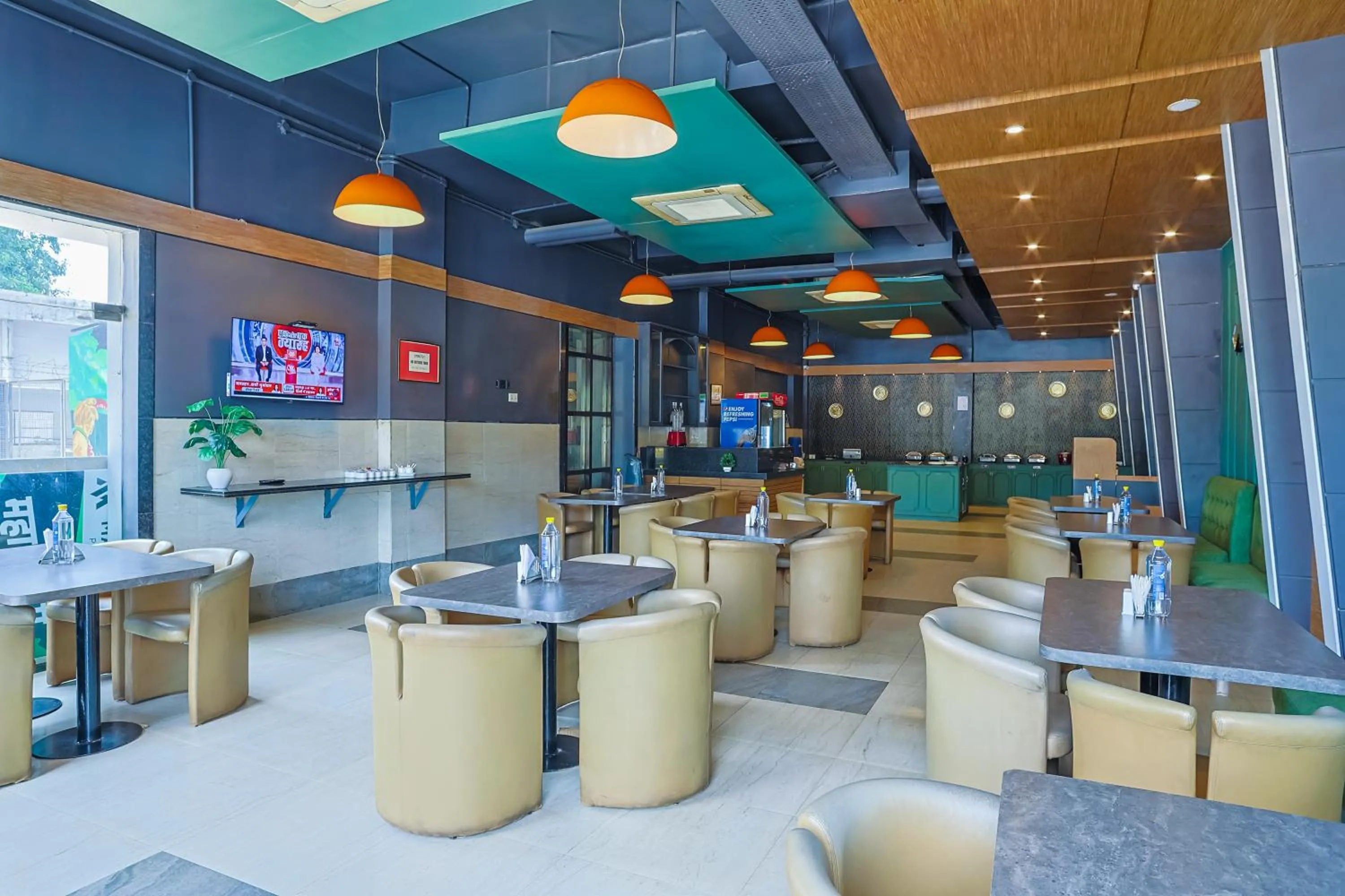 Dining area in Max Hotels Prayagraj