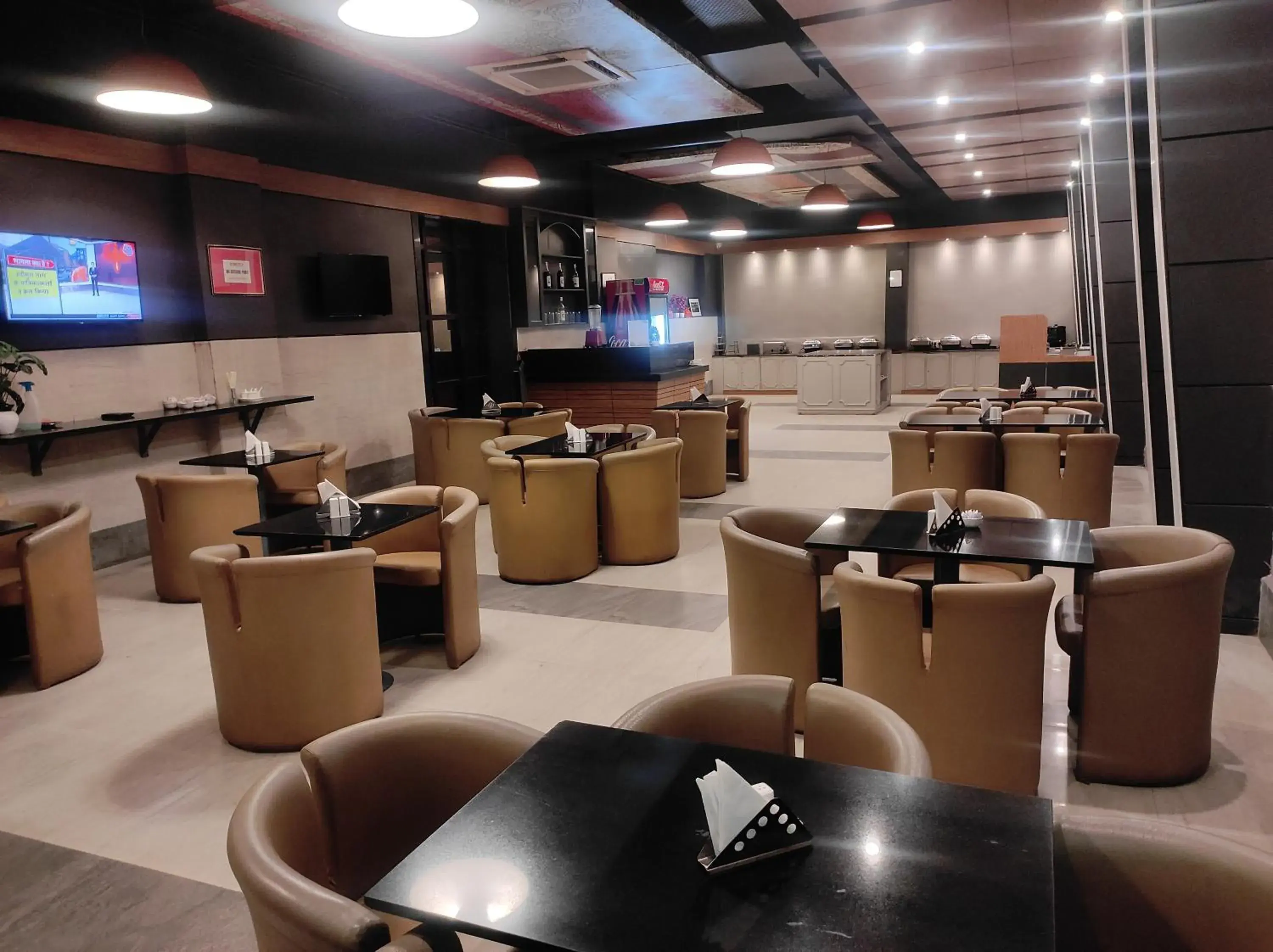 Restaurant/places to eat in Max Hotels Prayagraj Restaurant/places to eat in Max Hotels Prayagraj