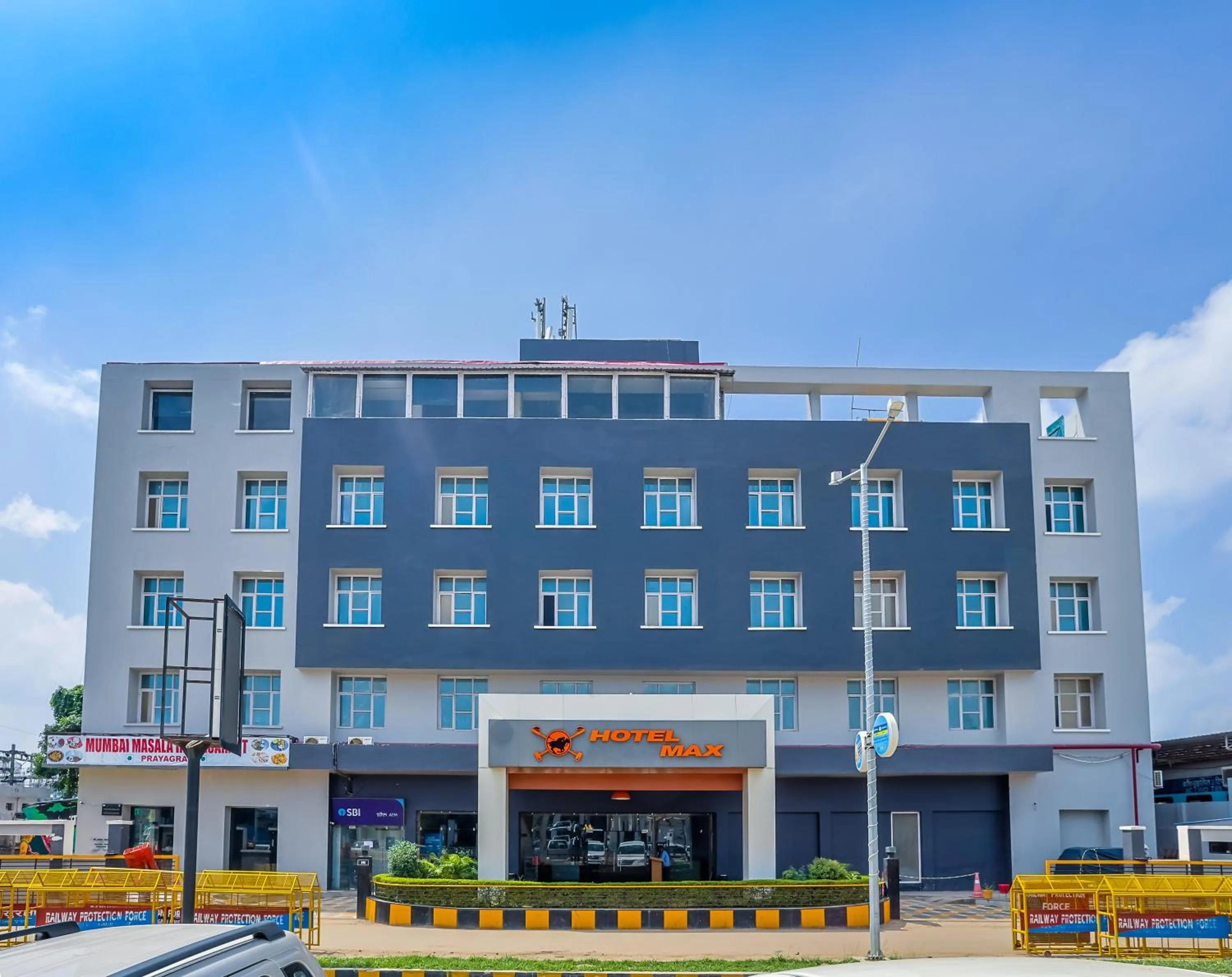 Facade/entrance in Max Hotels Prayagraj