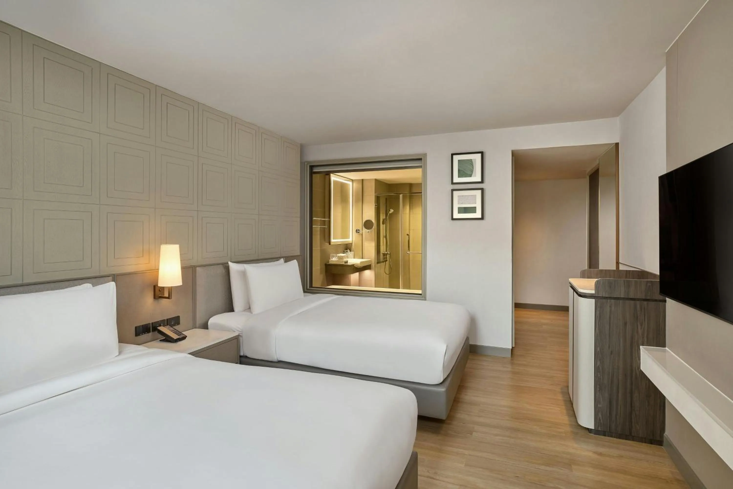 Bathroom, Bed in Courtyard by Marriott Bangkok Sukhumvit 20