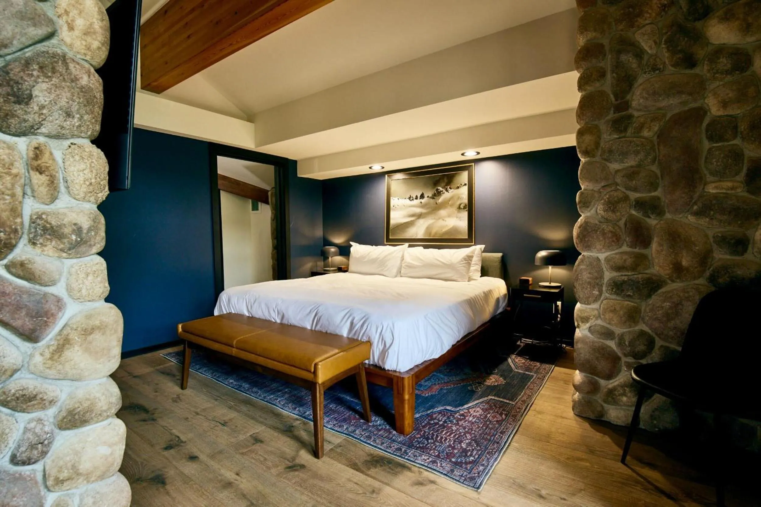 Bedroom, Bed in Gravity Haus Big Sky