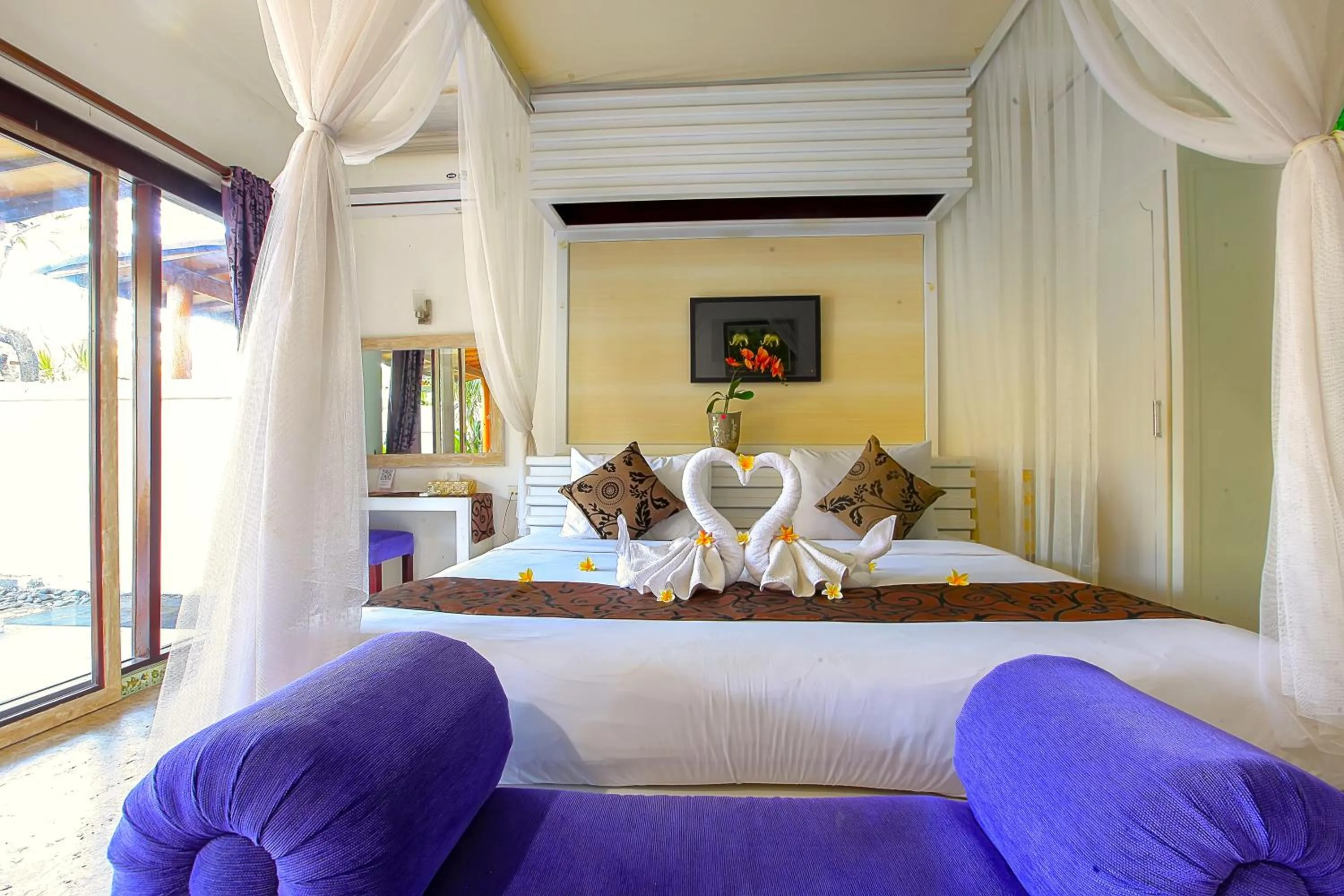 Bed in Private Pool Villas Kuta Bali