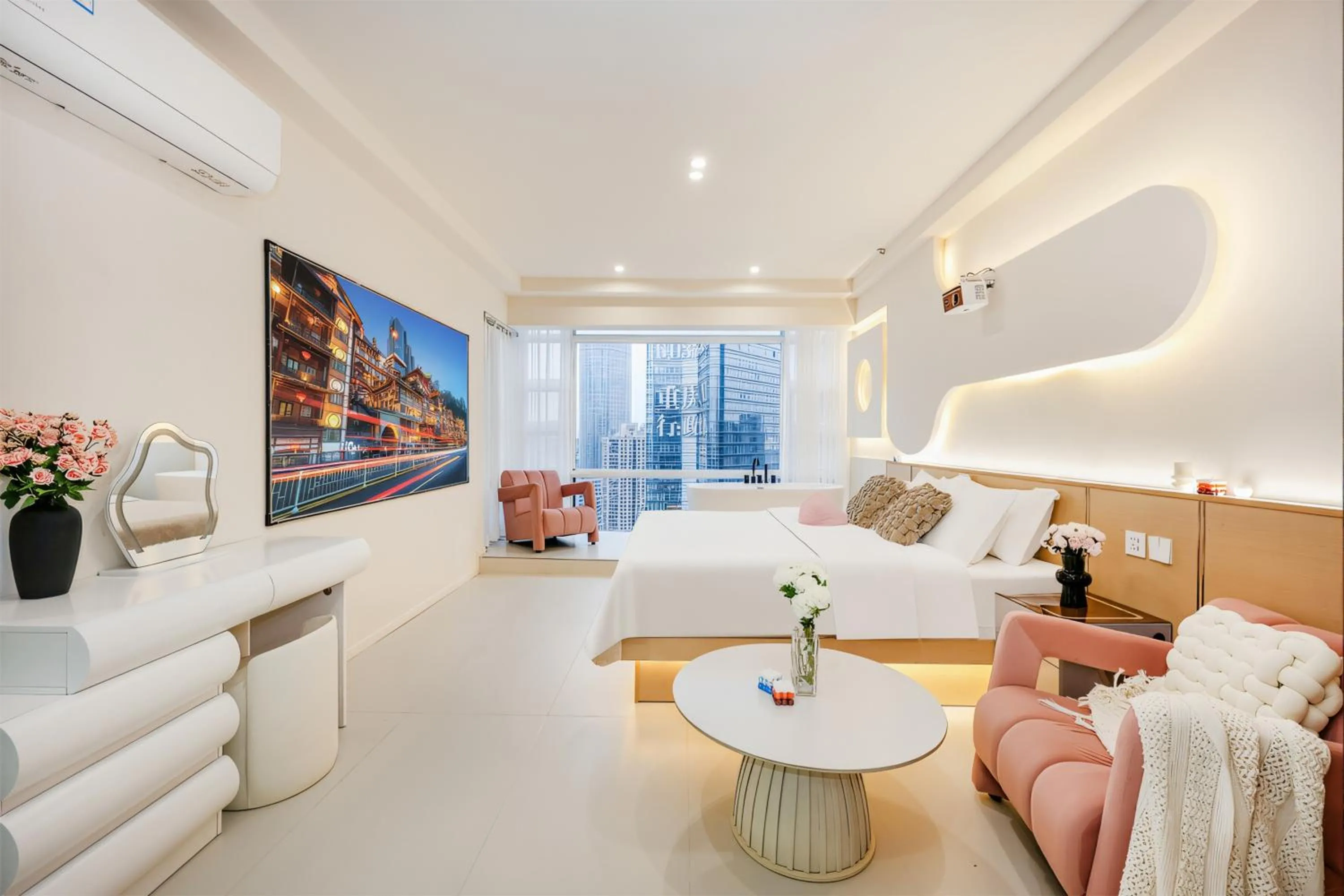 Bed in Baihong Sky View Studio with Deep Soak Tub - Jiefangbei Center