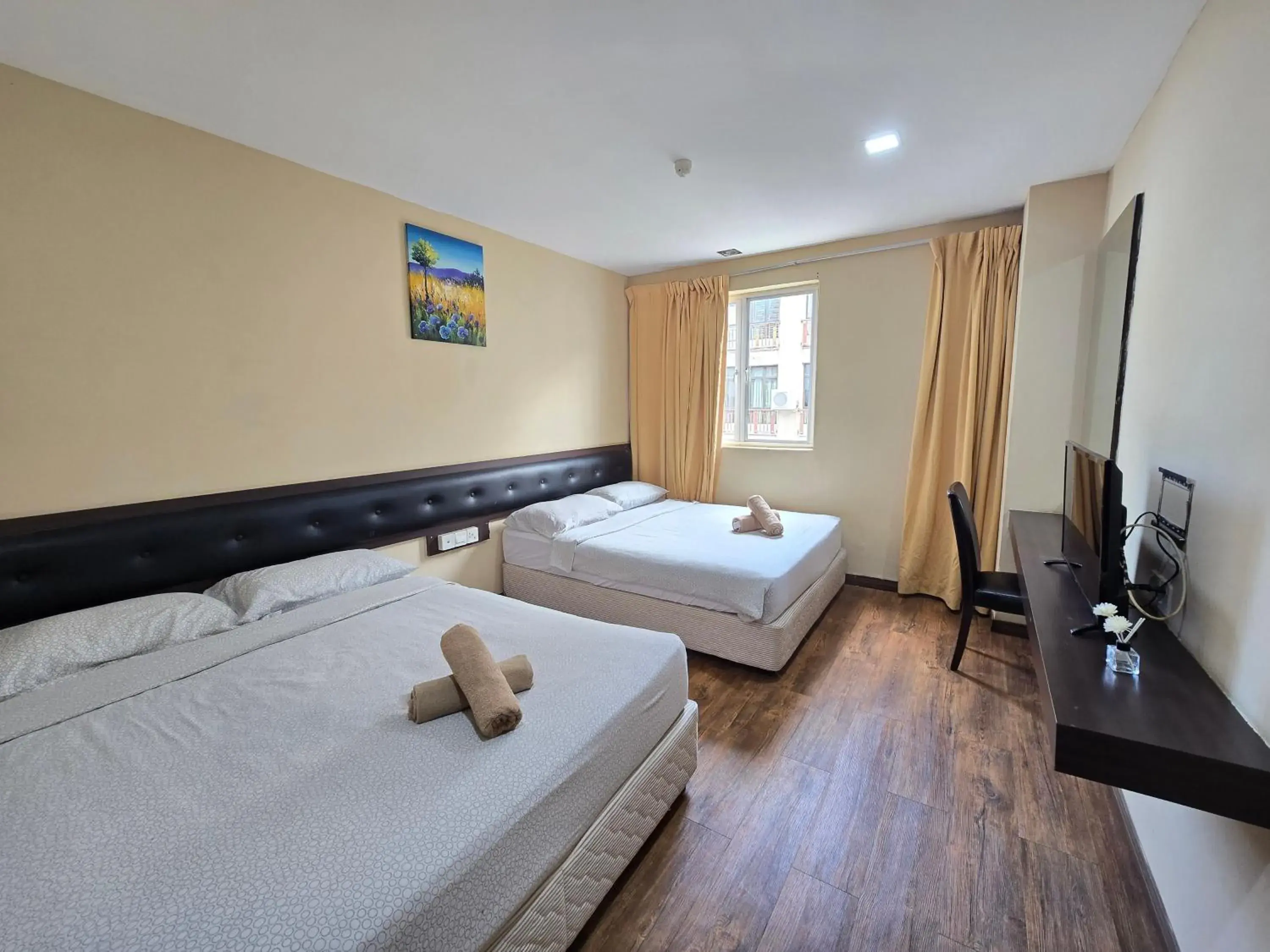 Bed in Fast Hotel Melaka Near Menara Taming Sari - 2 Mins Only Bed in Fast Hotel Melaka Near Menara Taming Sari - 2 Mins Only