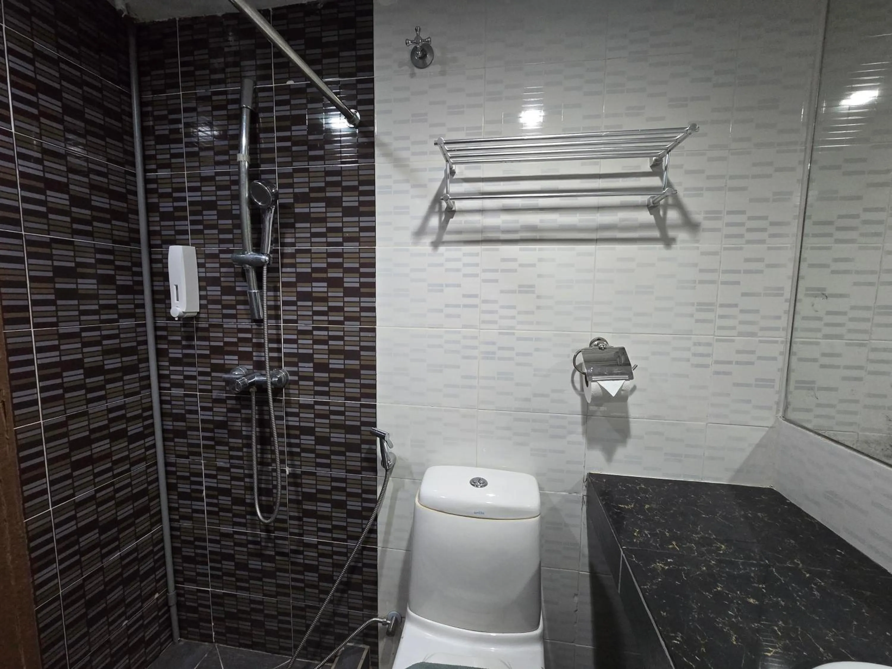 Bathroom in Fast Hotel Melaka Near Menara Taming Sari - 2 Mins Only