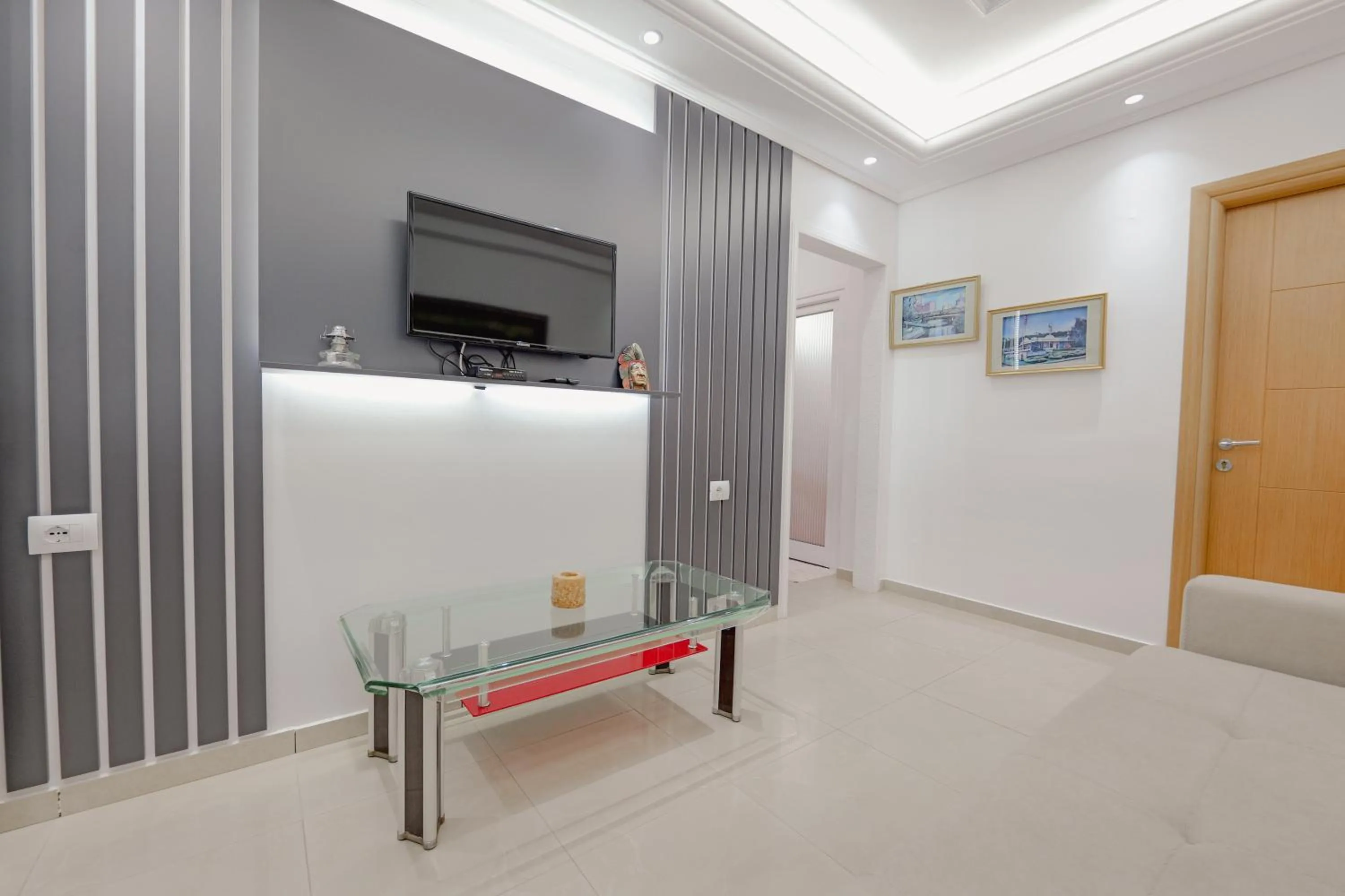 TV and multimedia in Villa Xika