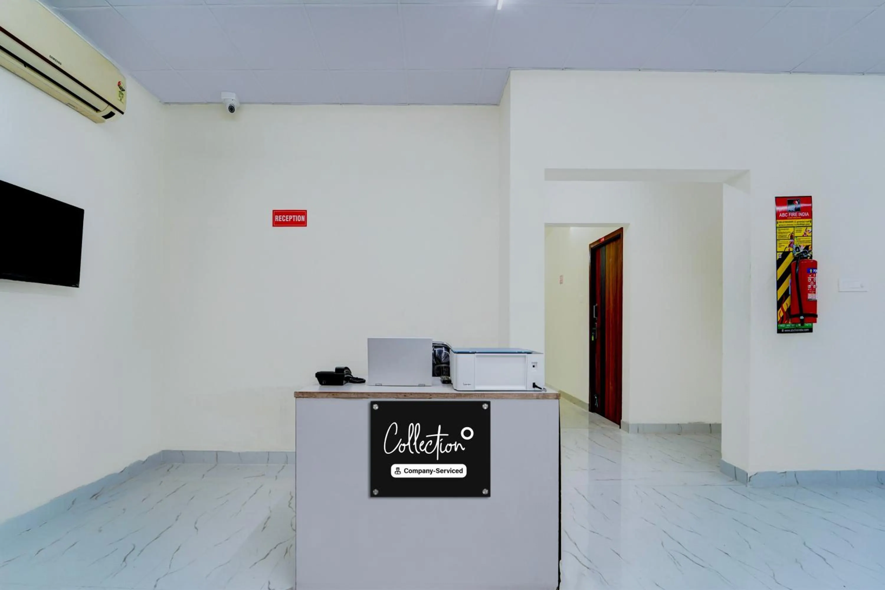 Lobby or reception in Super Collection O Prozone Mall Coimbatore Formerly Nira Residency