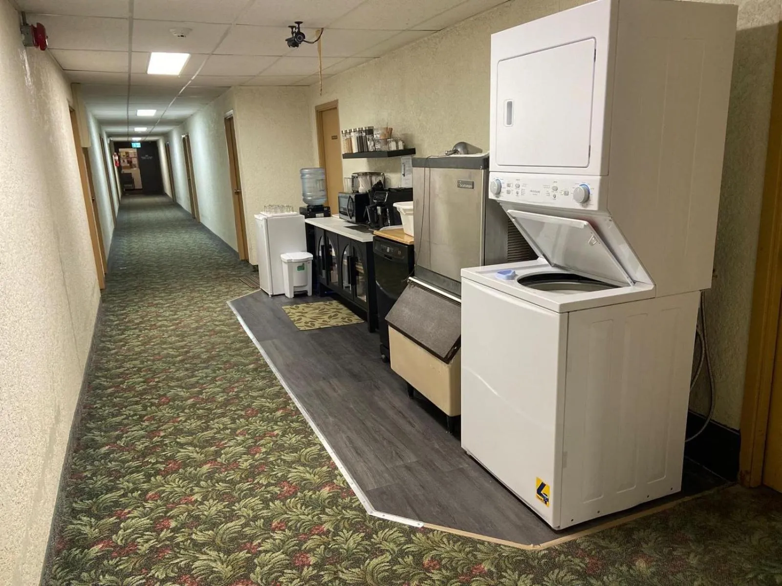 laundry in Maple Creek Motor Inn
